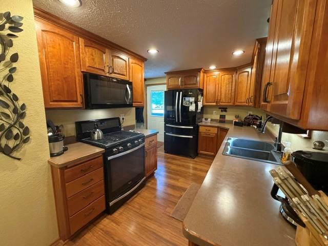 600 E Elm Avenue Property Photo 9