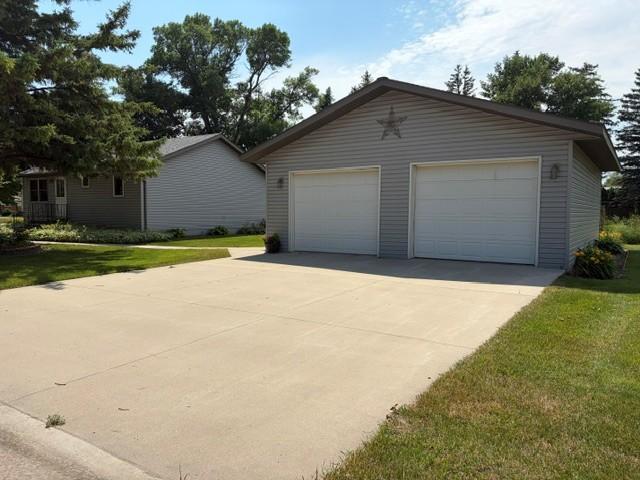 600 E Elm Avenue Property Photo 32