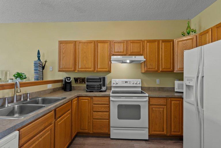 657 Providence Drive Property Photo 4