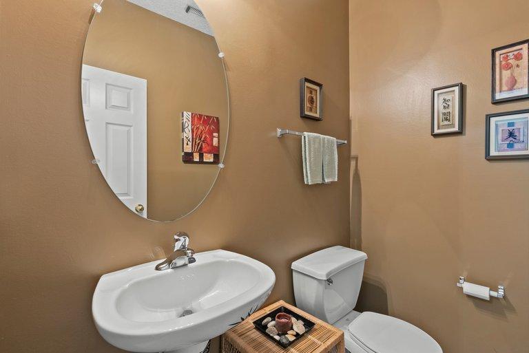 657 Providence Drive Property Photo 6