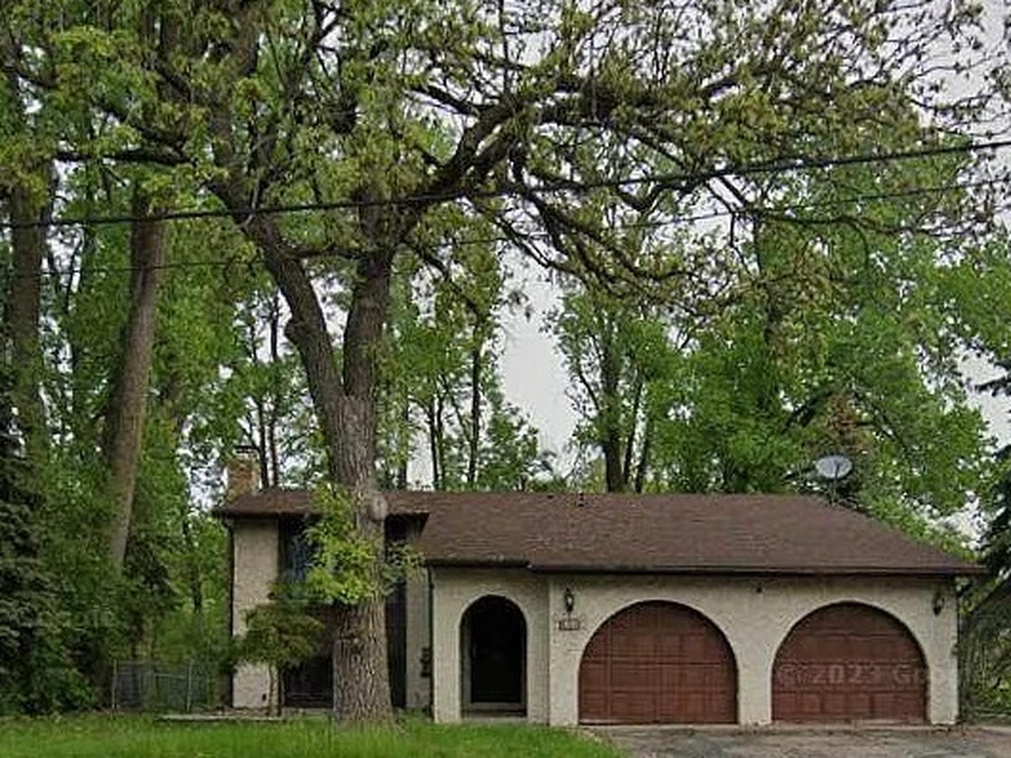 404 Cimarron Road Property Photo 1