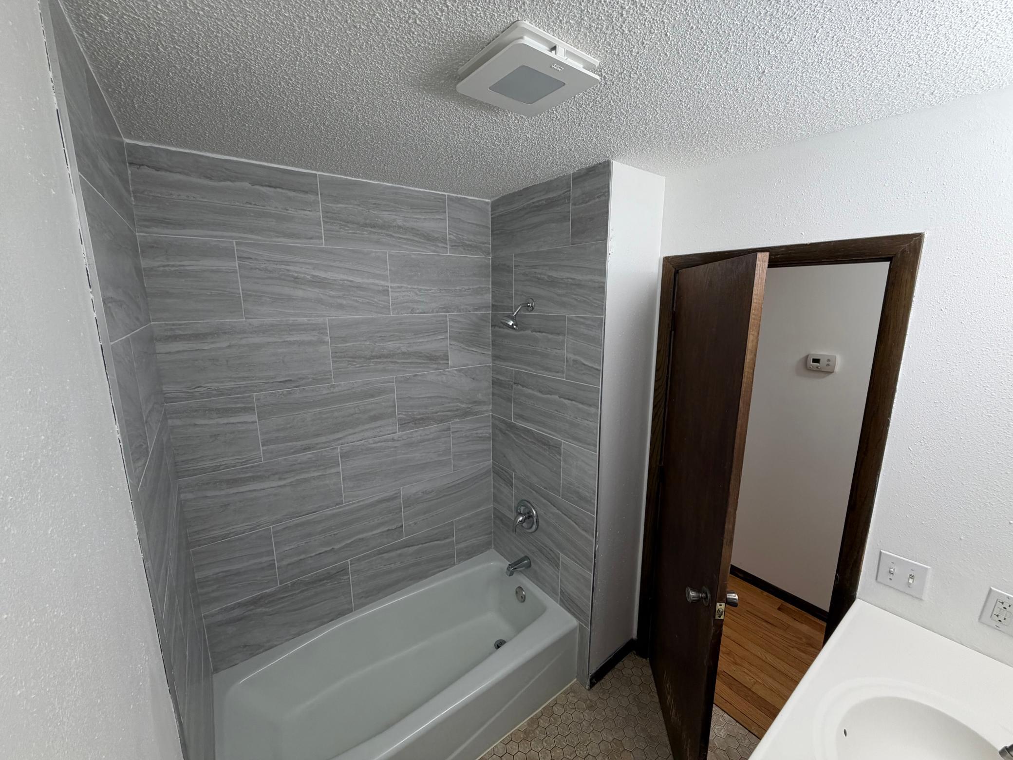 404 Cimarron Road Property Photo 13