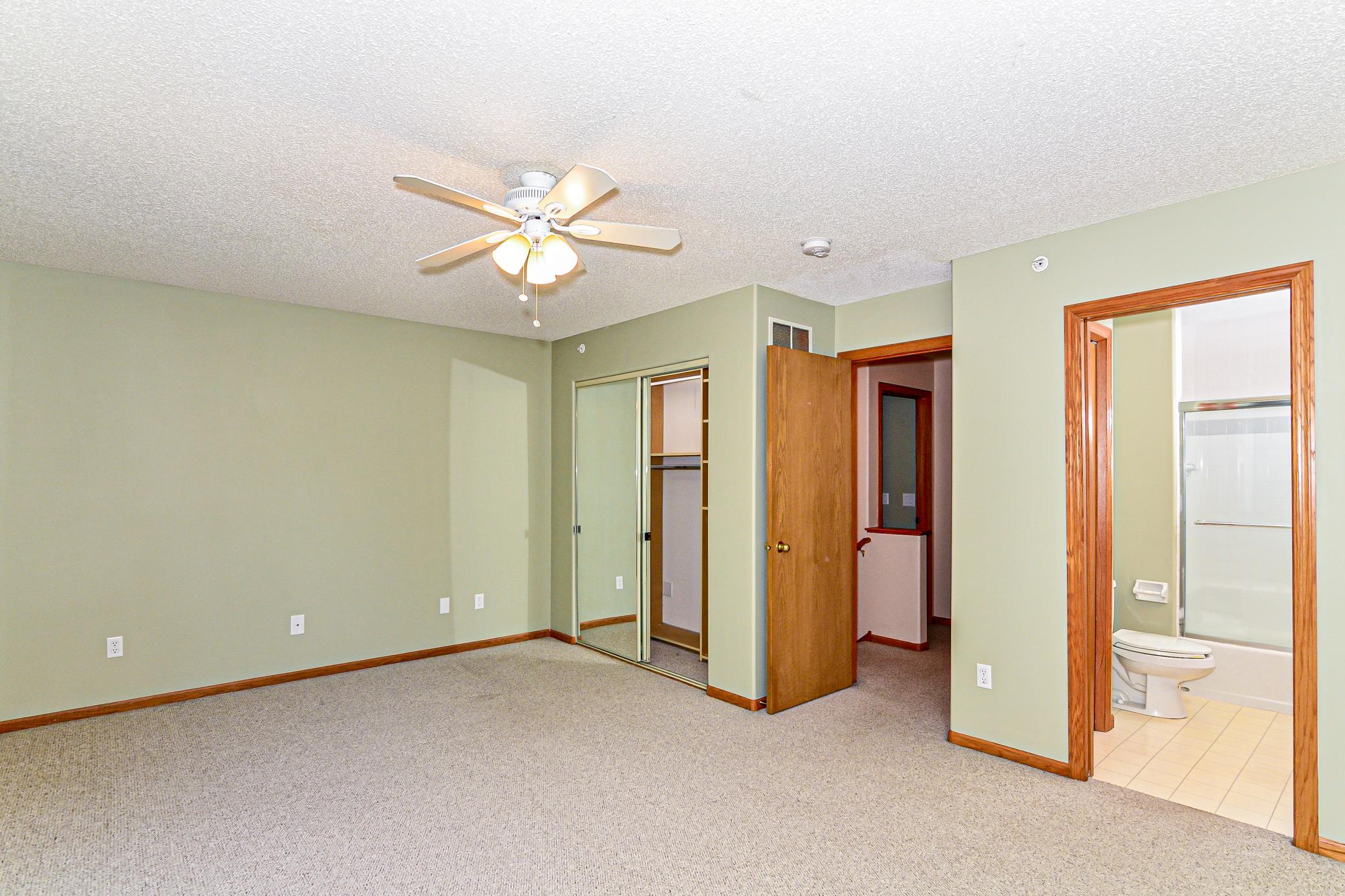 2795 Ranchview Lane N 12 Property Photo 10