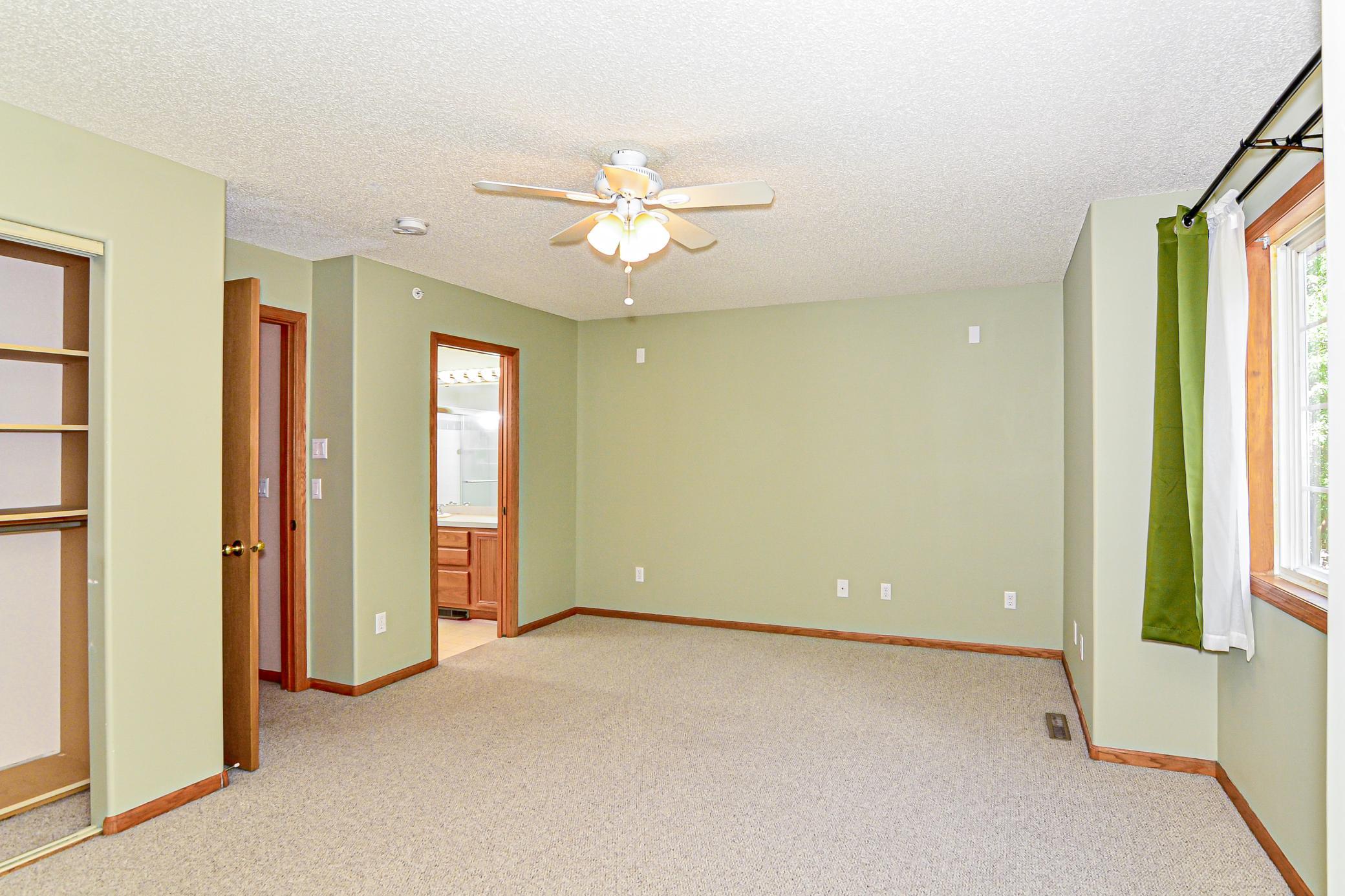 2795 Ranchview Lane N 12 Property Photo 11