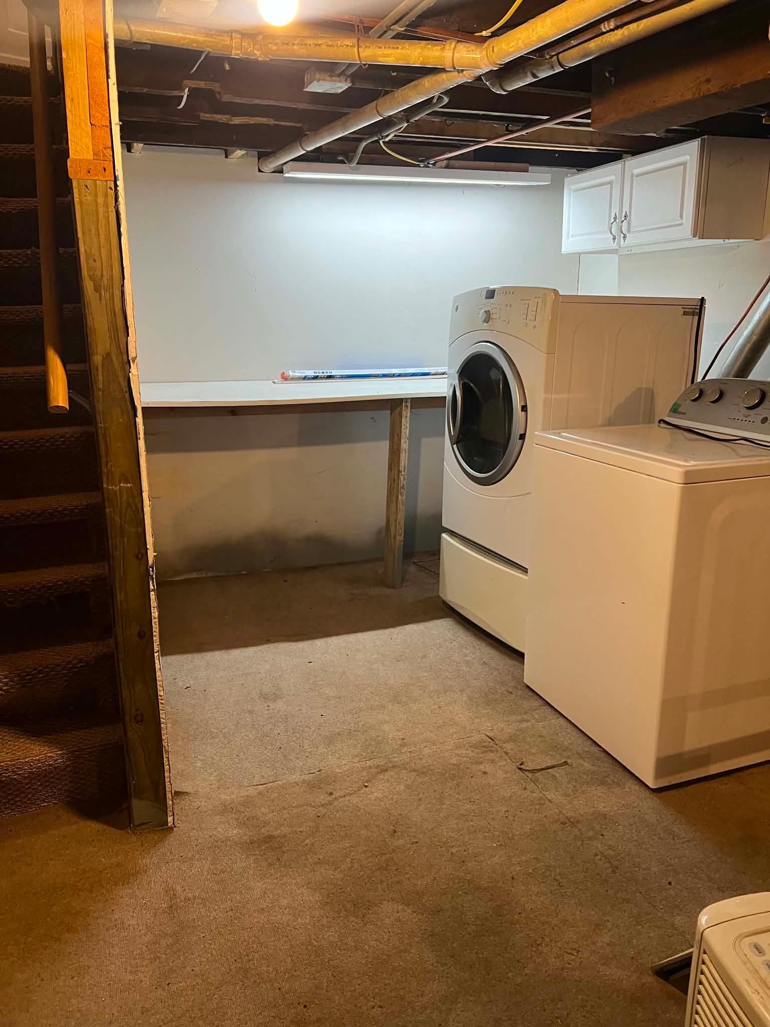 859 Conway Street E Property Photo 16
