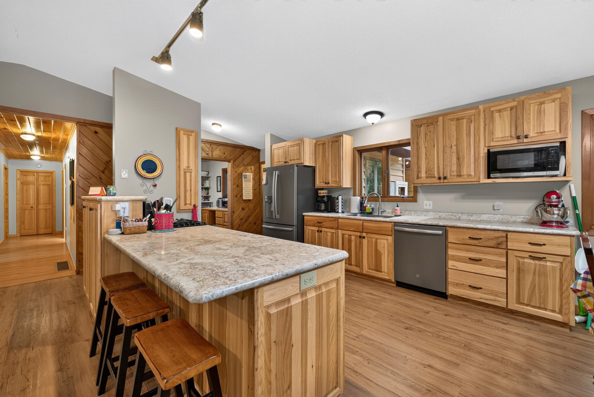 15997 Fortune Drive Property Photo 10