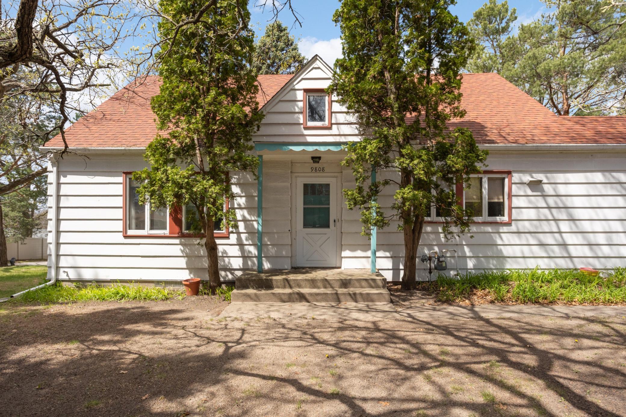 9808 Foley Boulevard Nw Property Photo 2