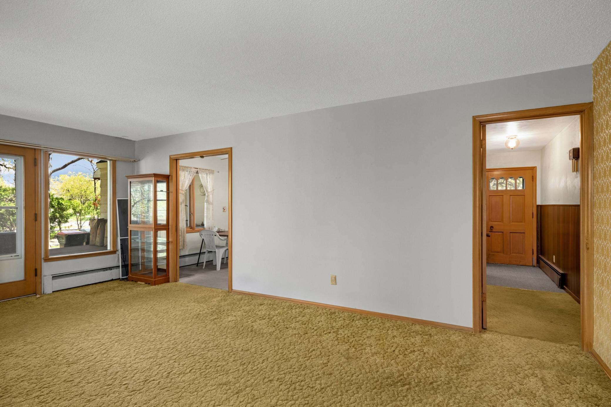 9808 Foley Boulevard Nw Property Photo 8