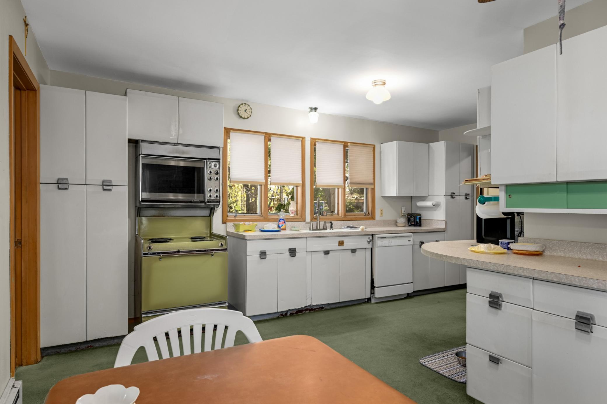 9808 Foley Boulevard Nw Property Photo 11