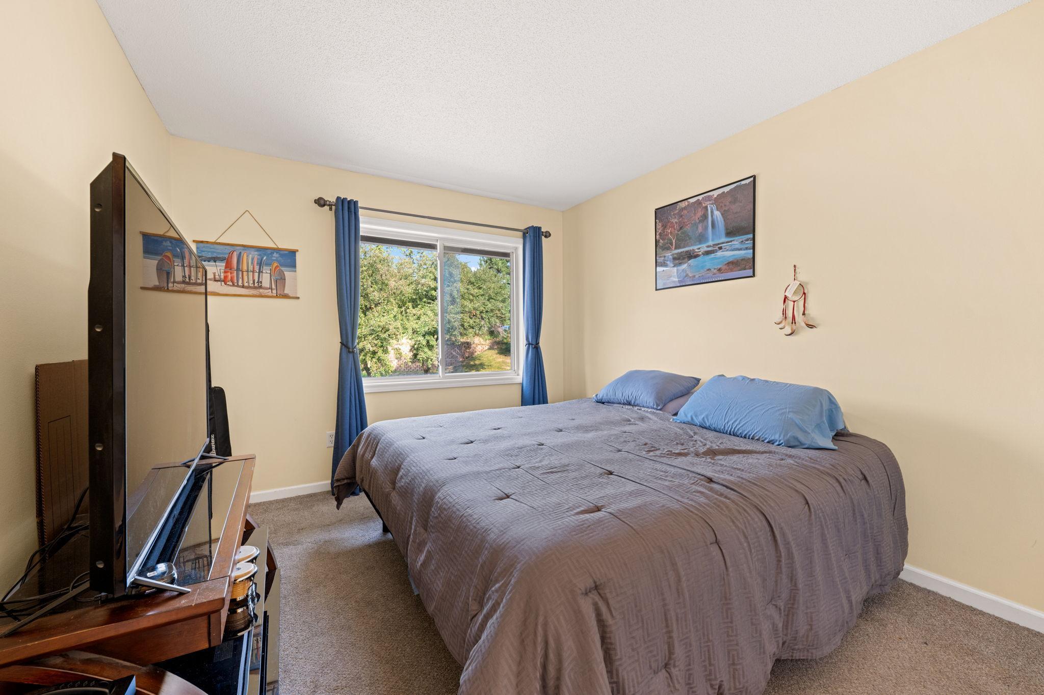 7864 Yucca Lane N Property Photo 10