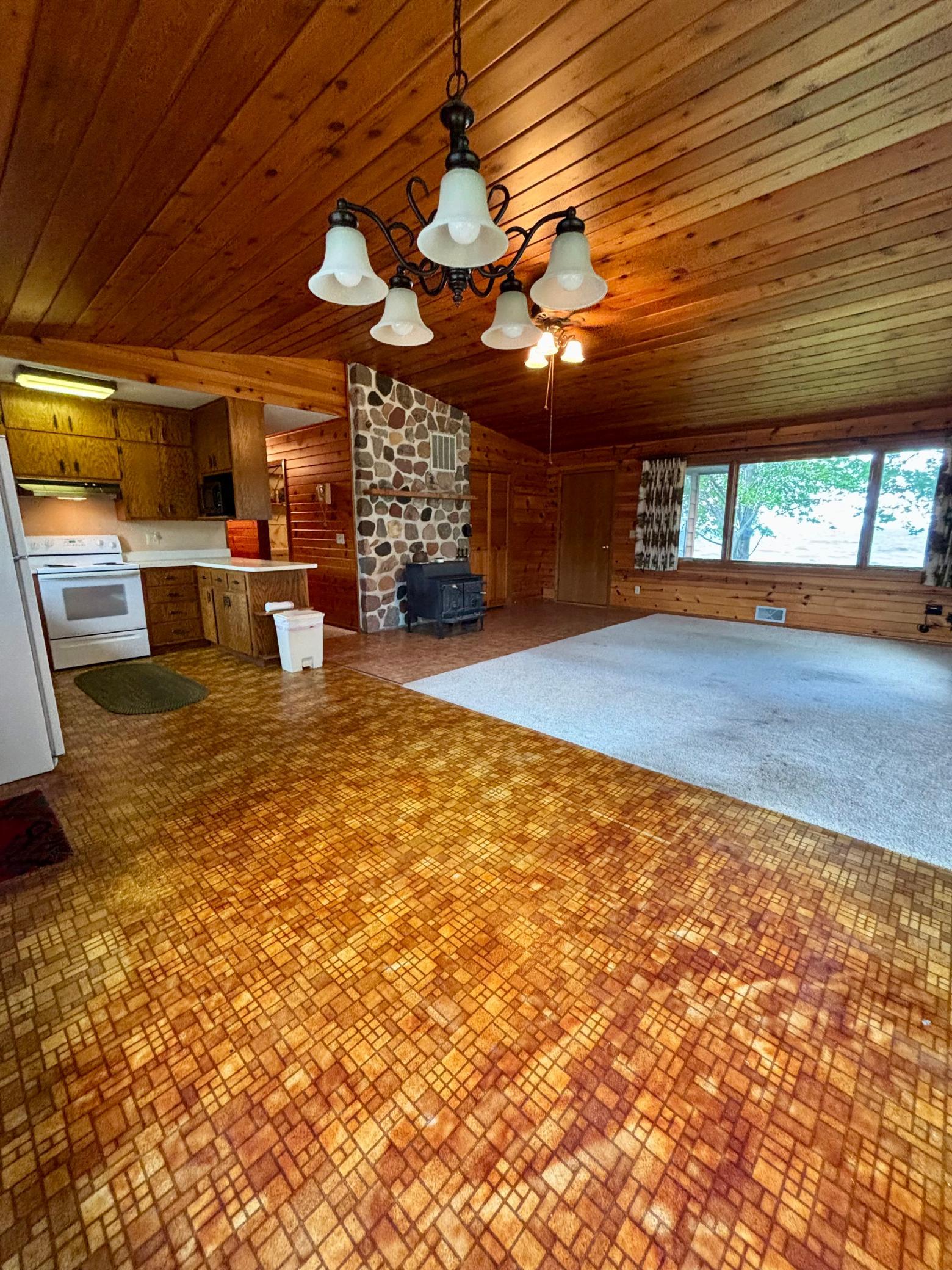 7014 Blair Way Property Photo 11
