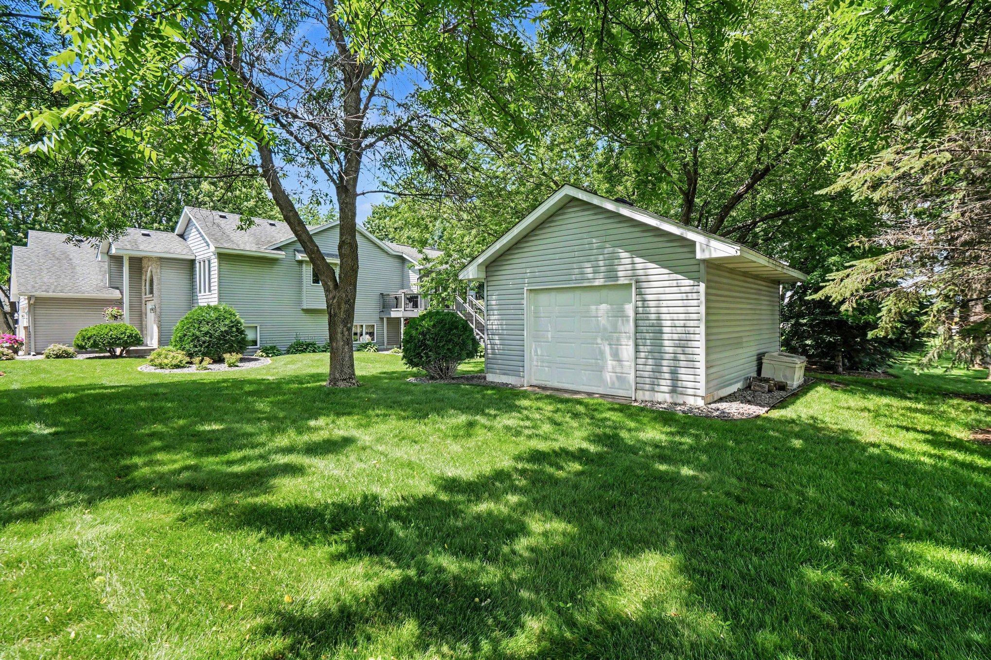7460 Odean Avenue Ne Property Photo 23