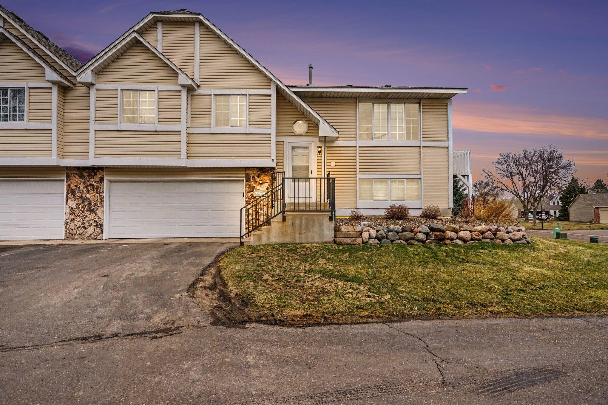 15865 Griffon Path Property Photo 1