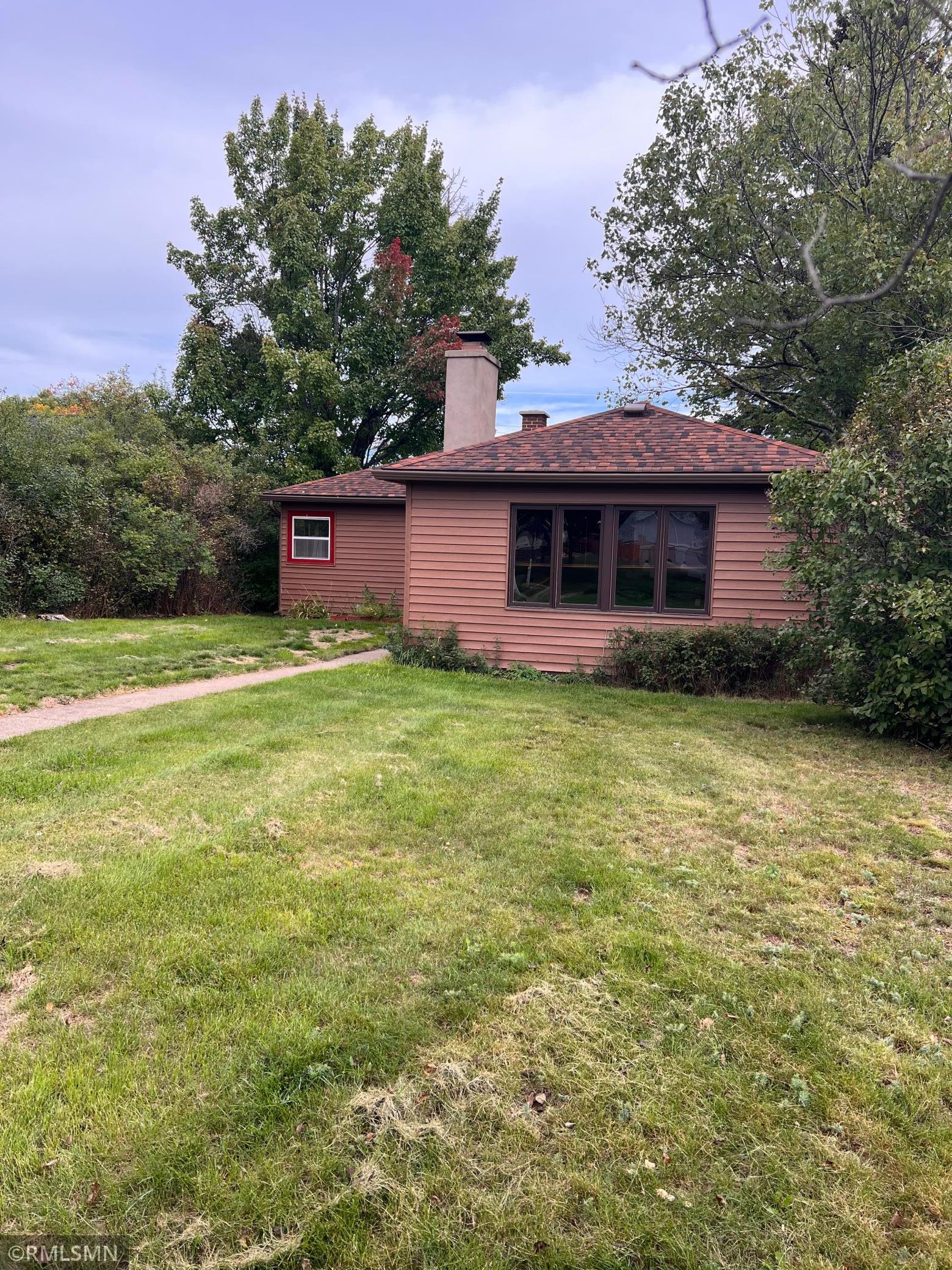 1111 E Camp Street Property Photo 3