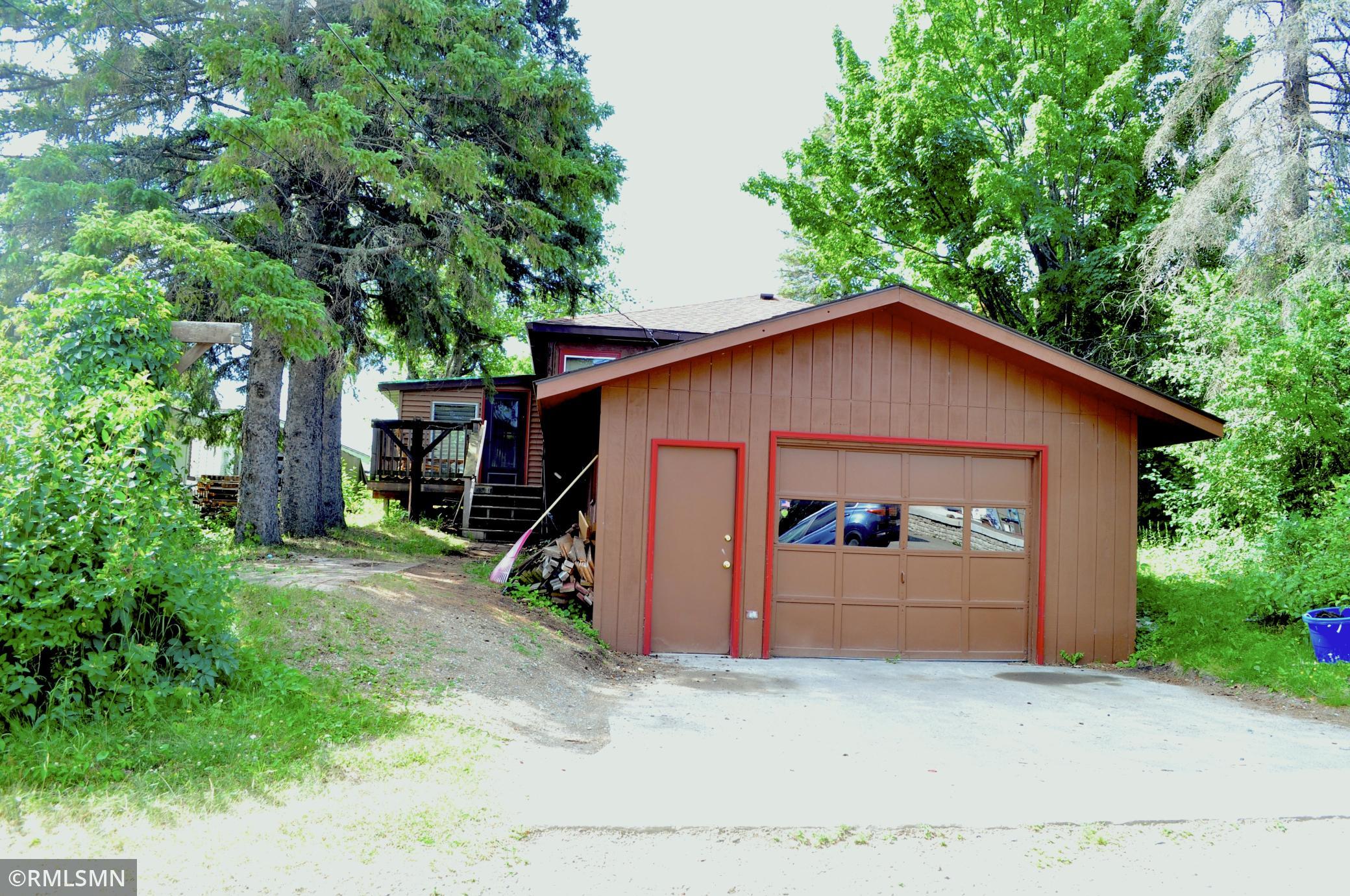 1111 E Camp Street Property Photo 4