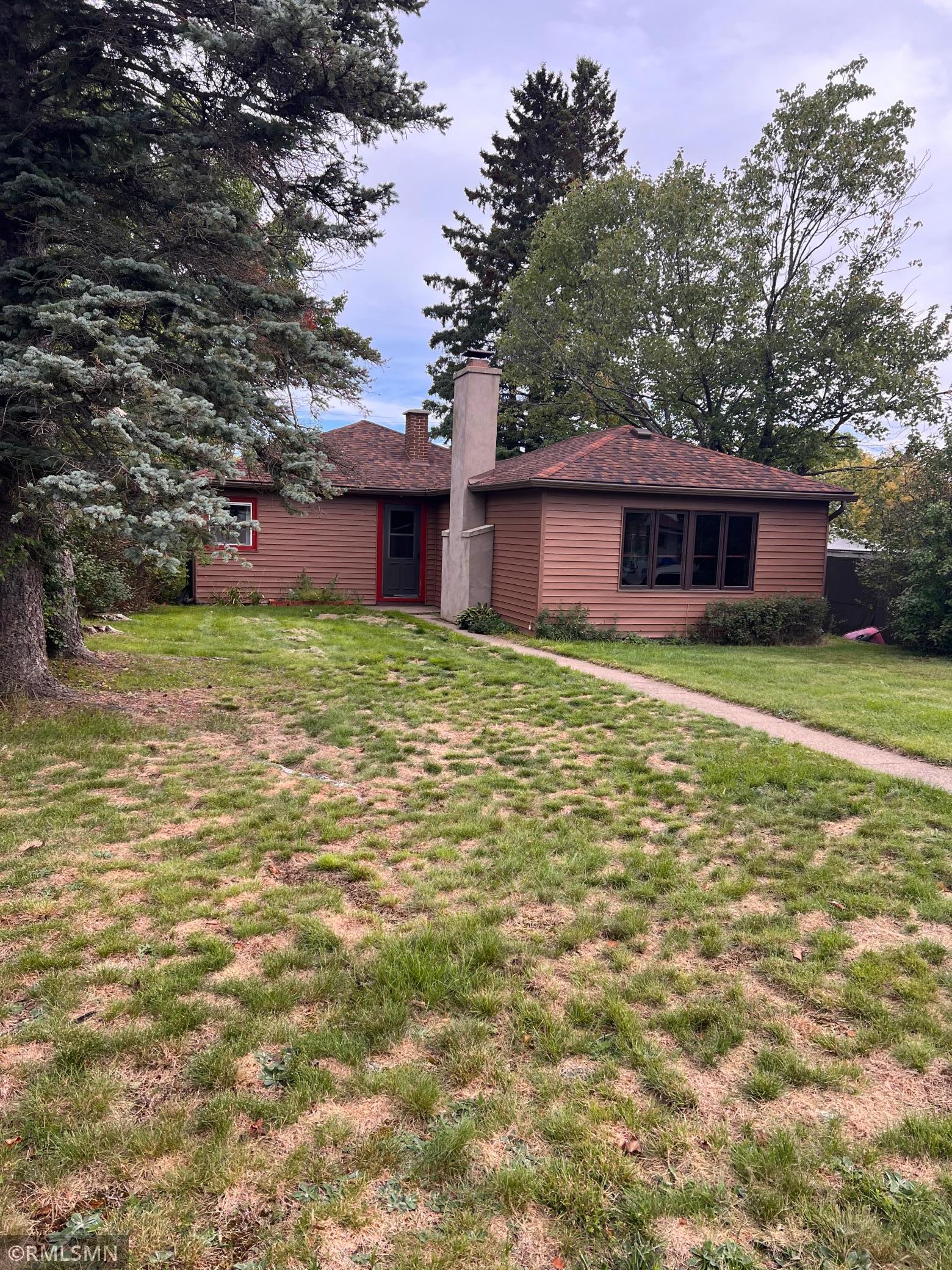 1111 E Camp Street Property Photo 4