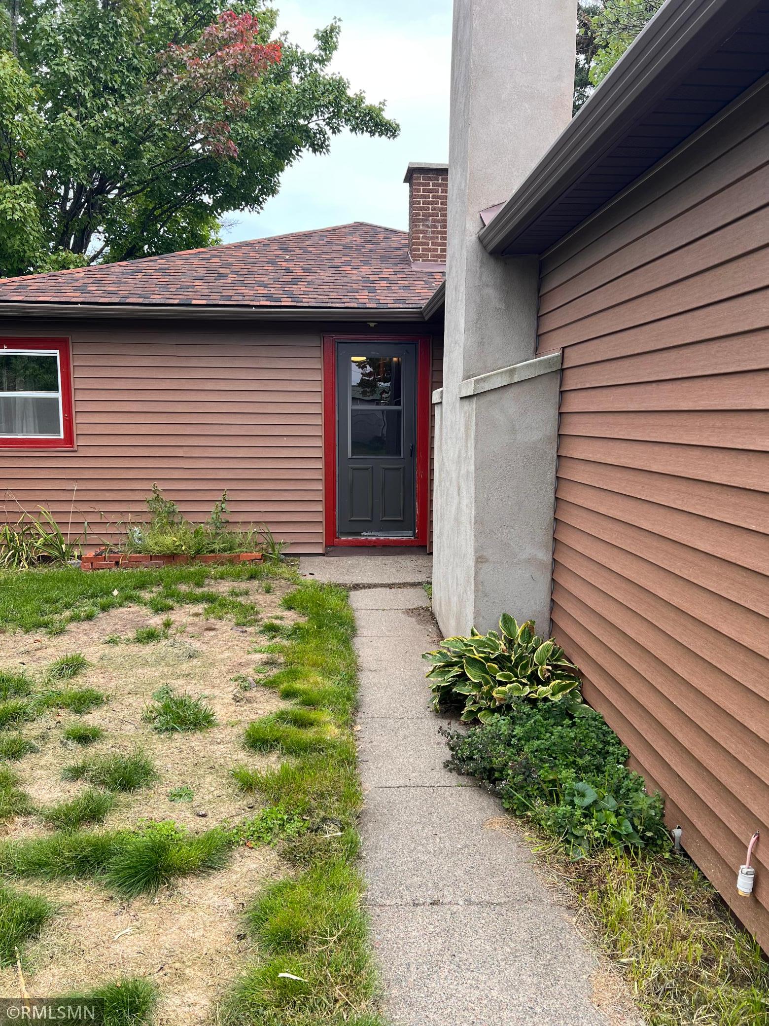1111 E Camp Street Property Photo 5