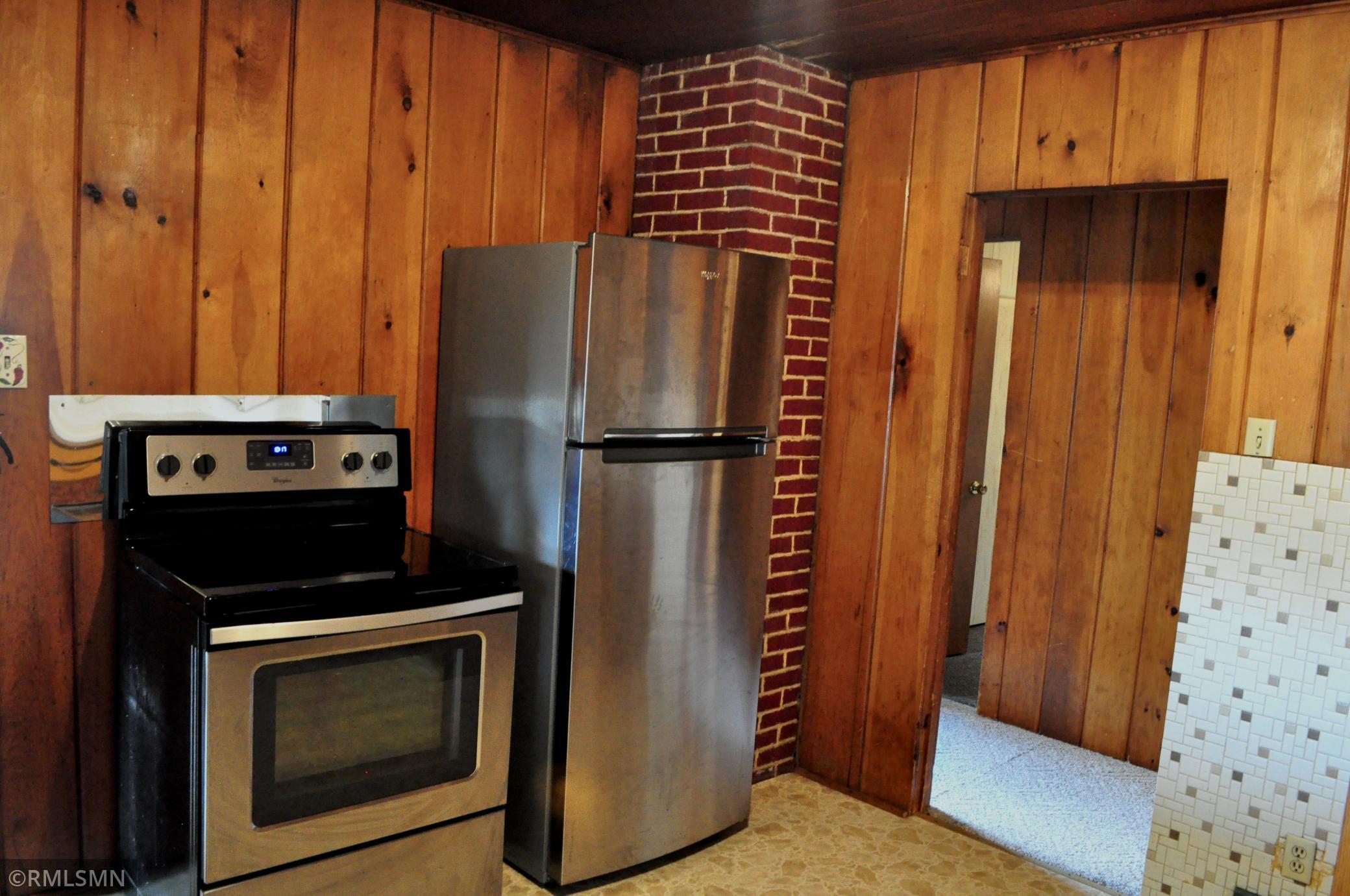 1111 E Camp Street Property Photo 8