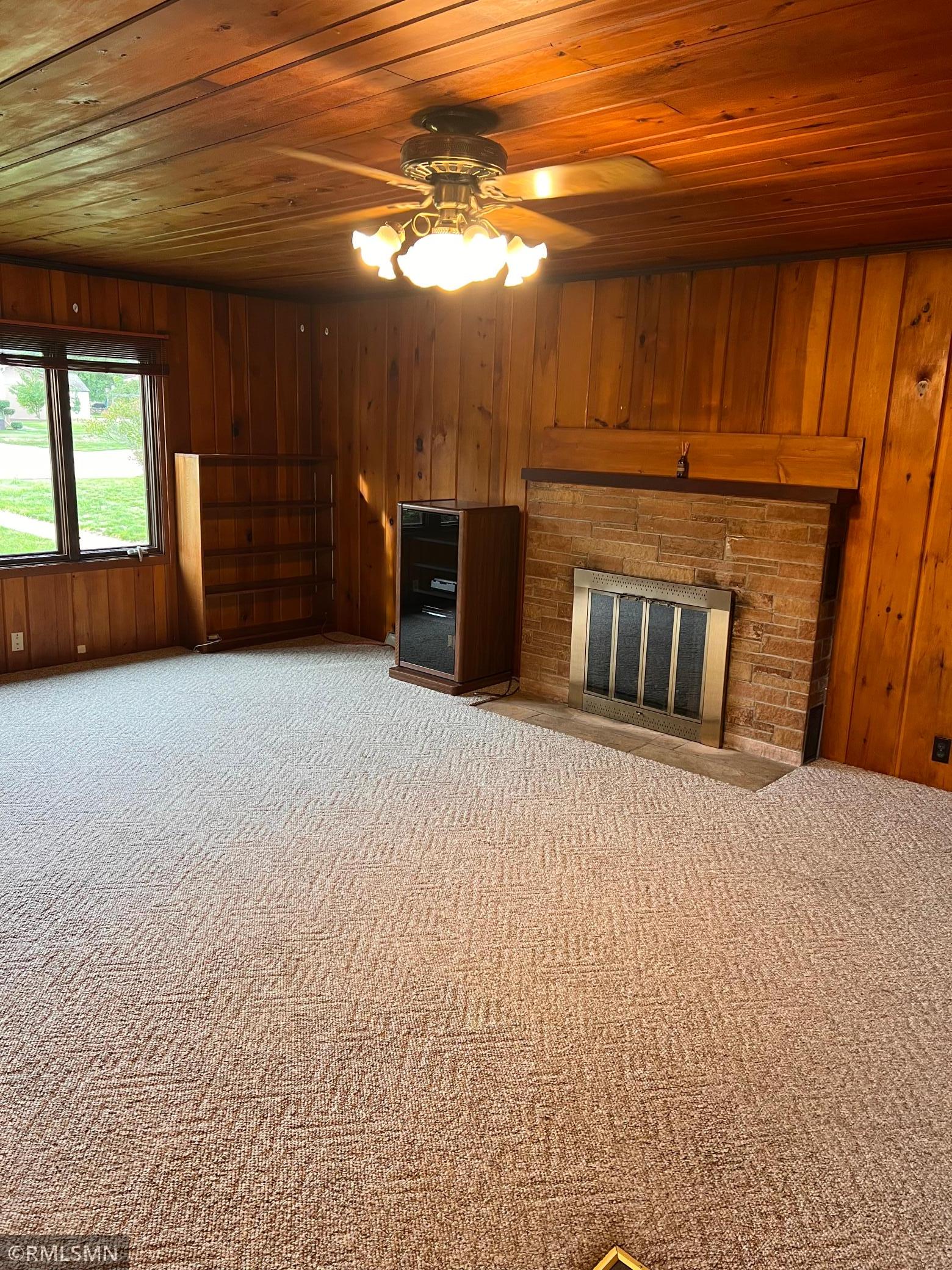 1111 E Camp Street Property Photo 13