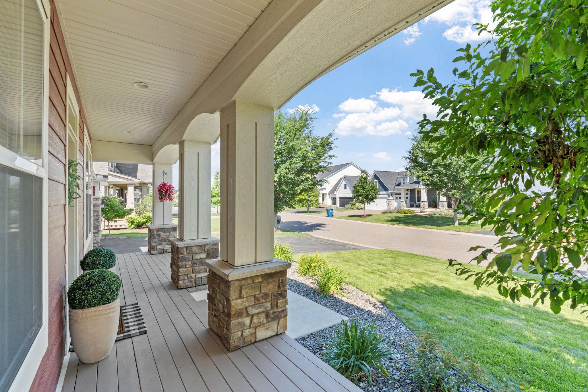 4949 Otter Trail Ne Property Photo 4