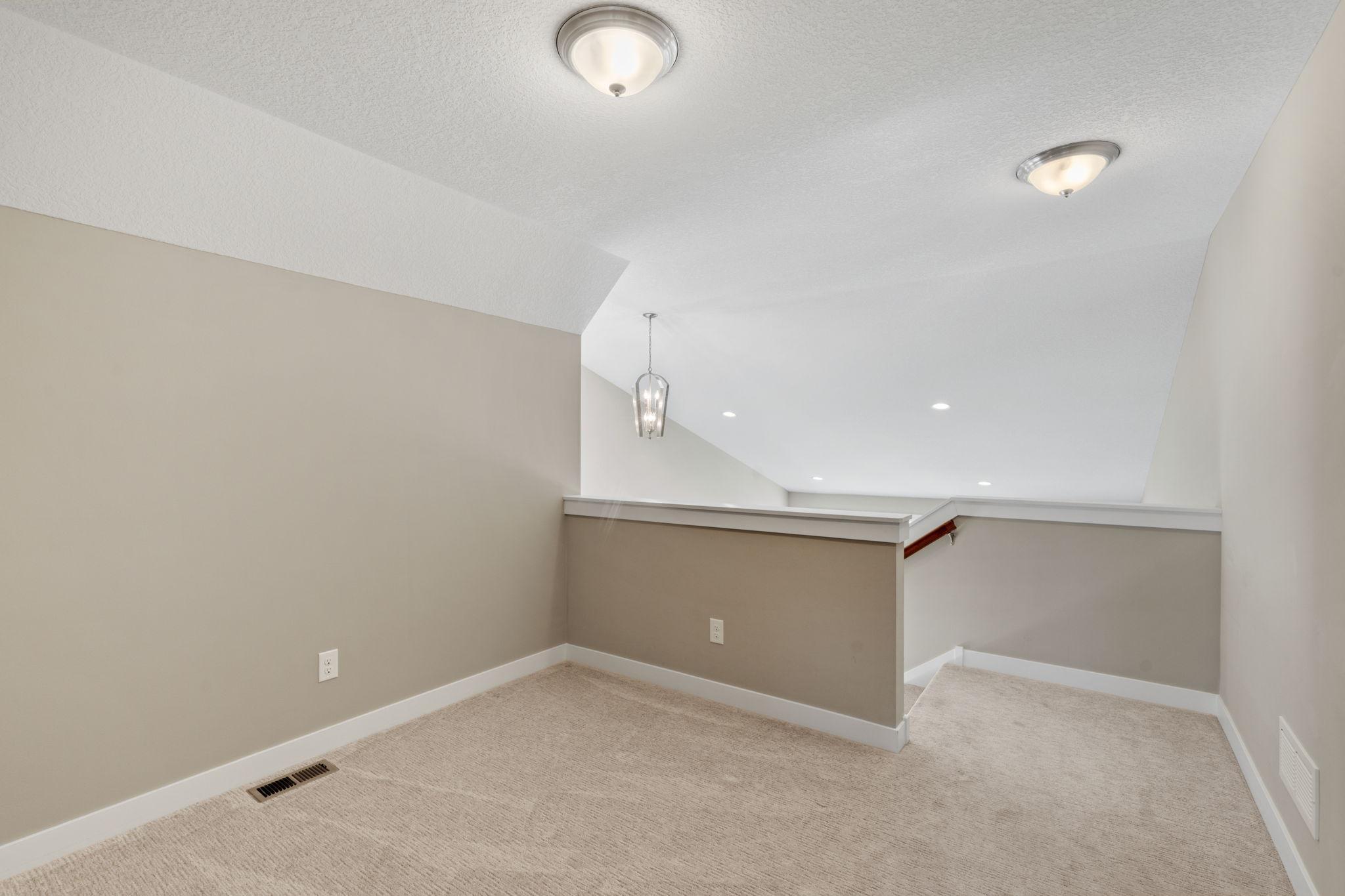 4949 Otter Trail Ne Property Photo 44