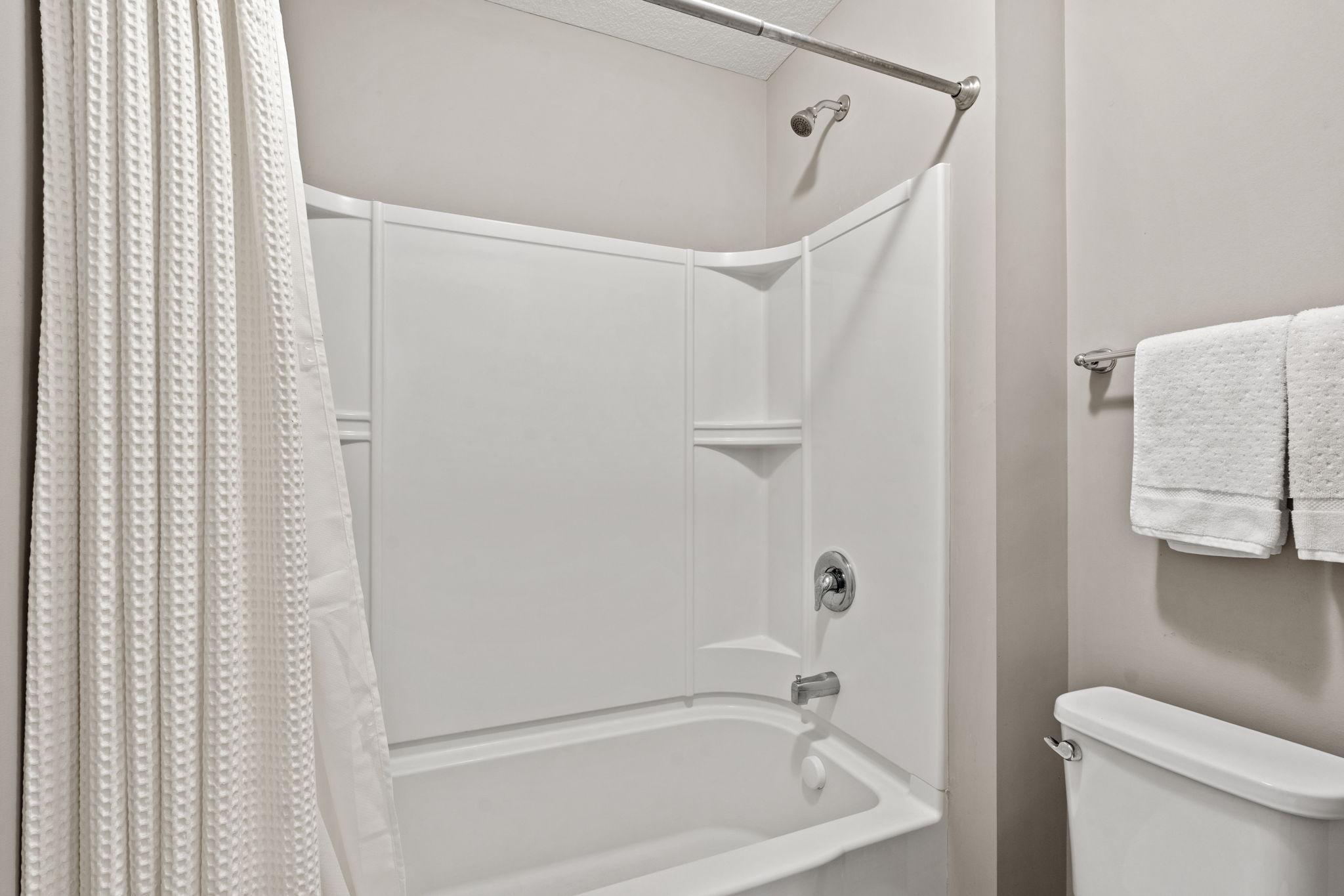 4949 Otter Trail Ne Property Photo 57