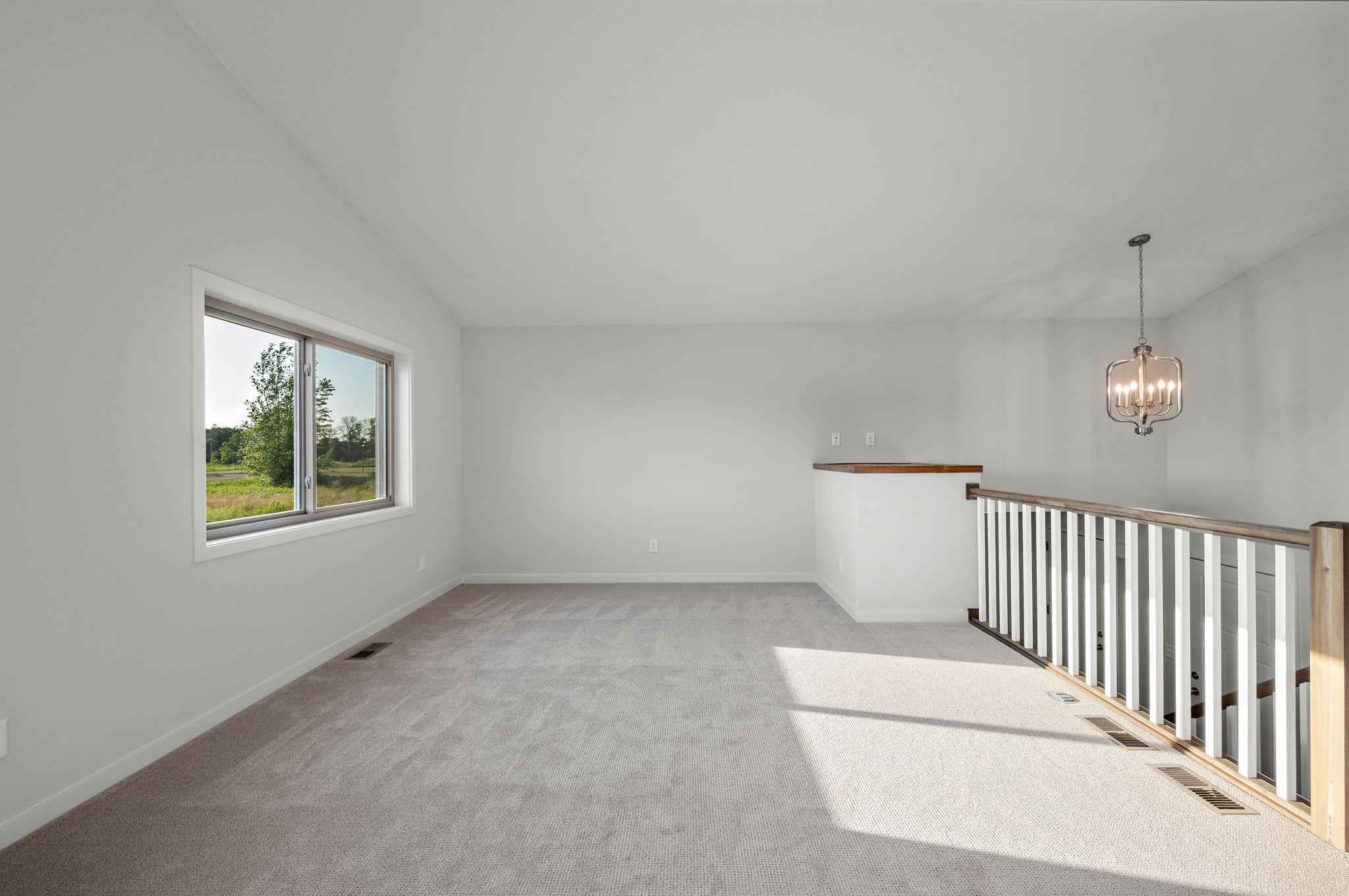 2100 Eagle Street Property Photo 8