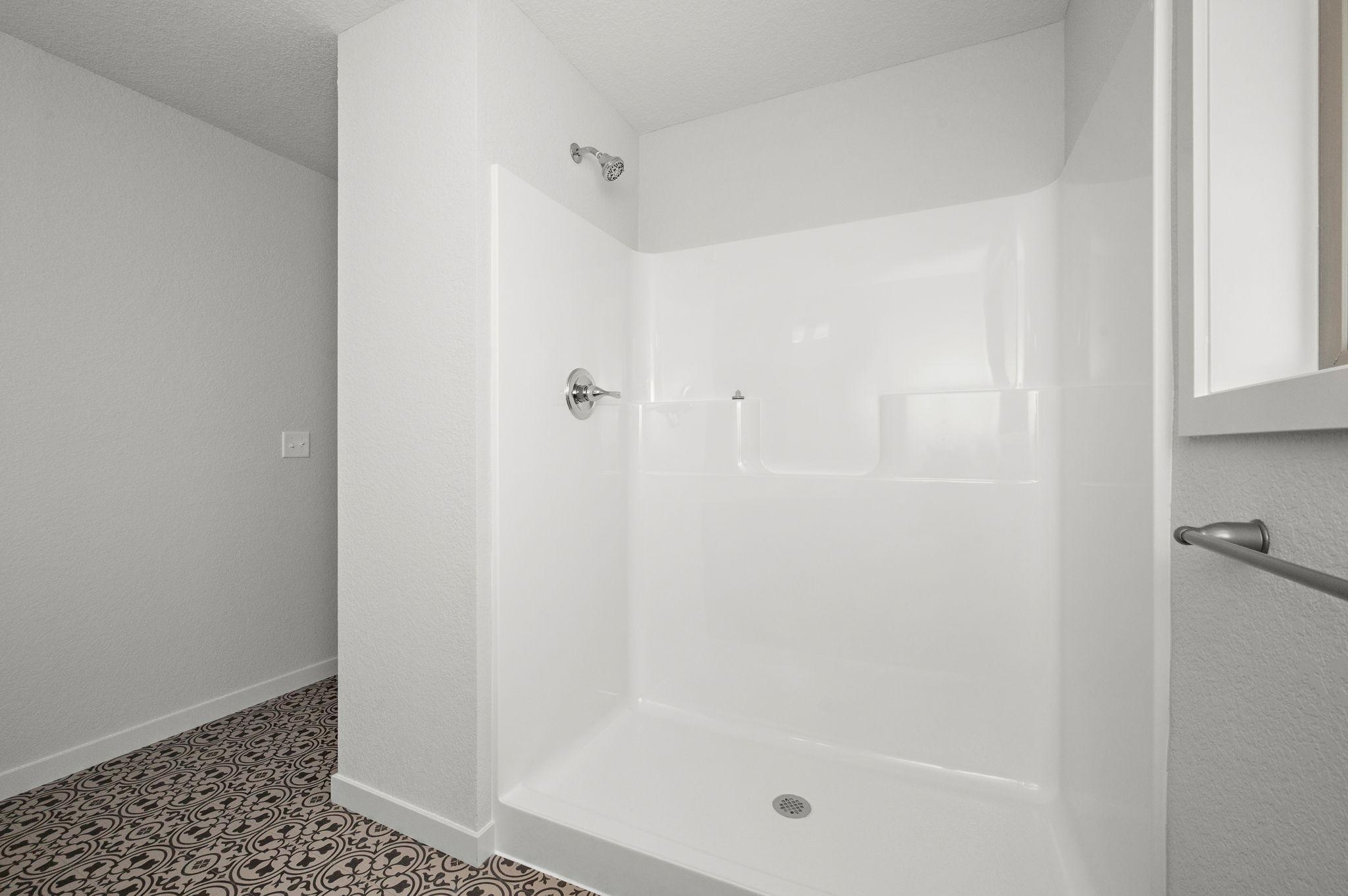 2100 Eagle Street Property Photo 14
