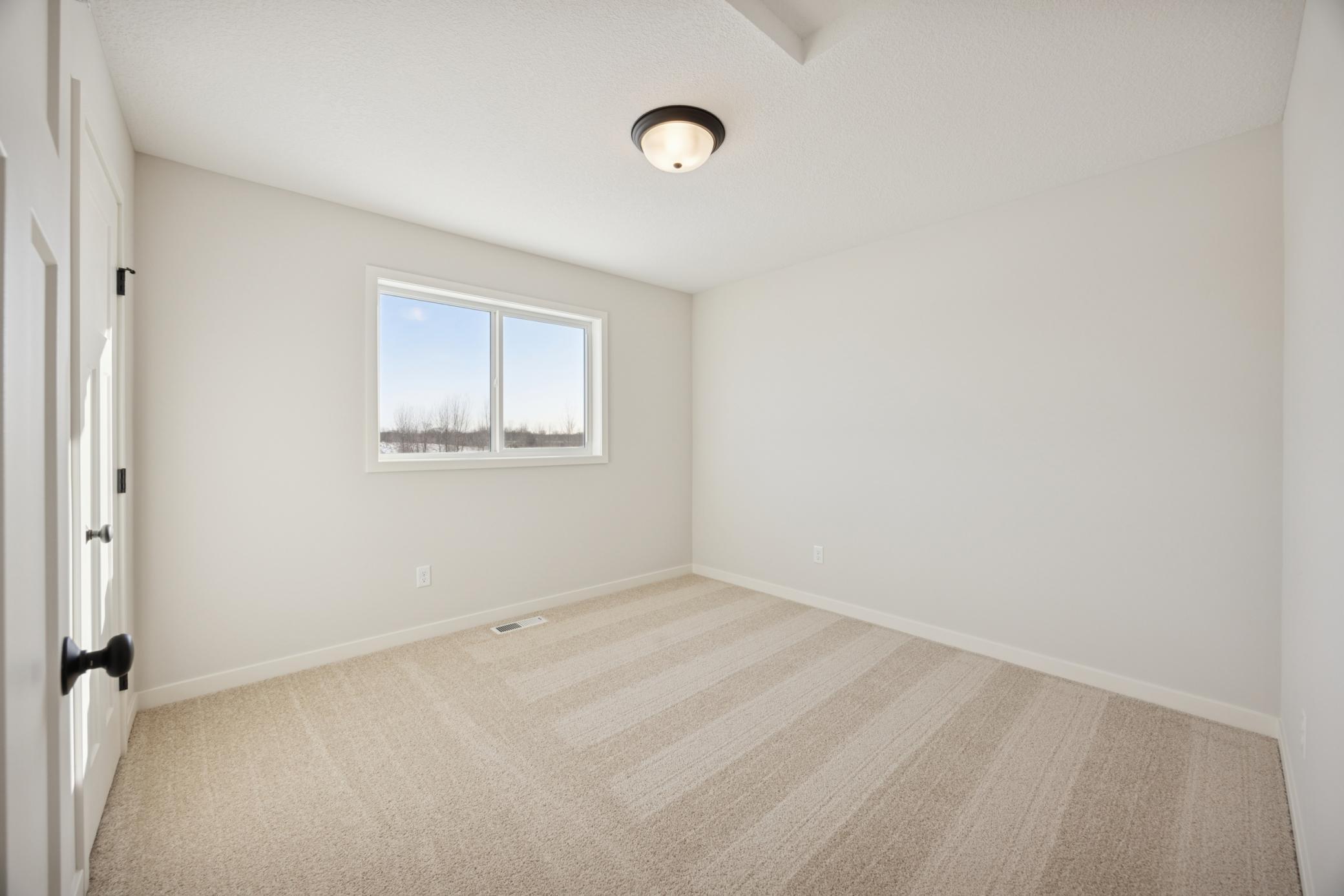 1108 45th Avenue Ne Property Photo 20