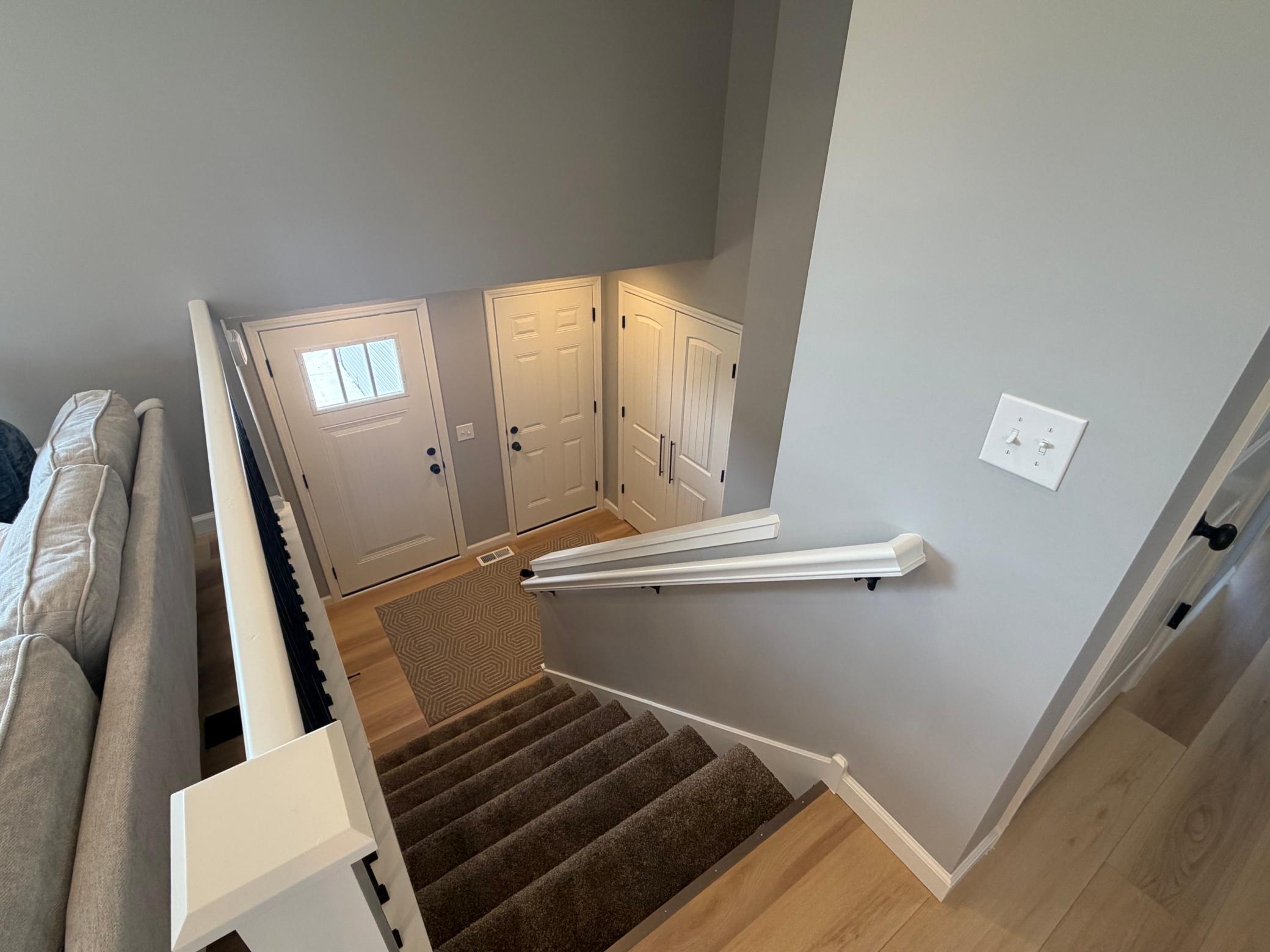 1625 Squirrel Way Property Photo 6