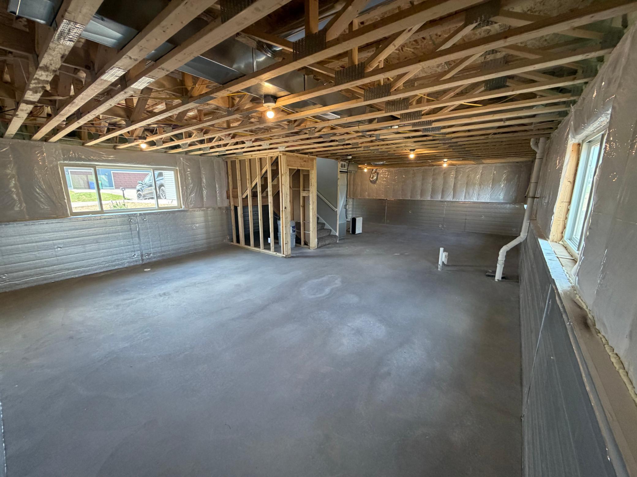 1625 Squirrel Way Property Photo 11
