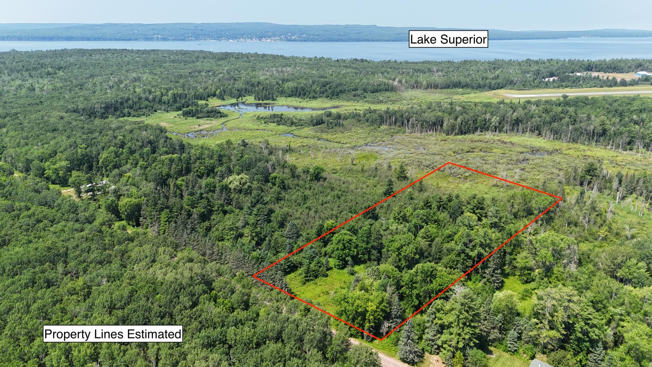 750 Middle Road Property Photo 2