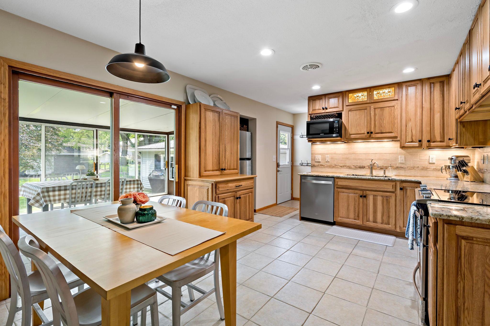 8418 Kell Avenue S Property Photo 11