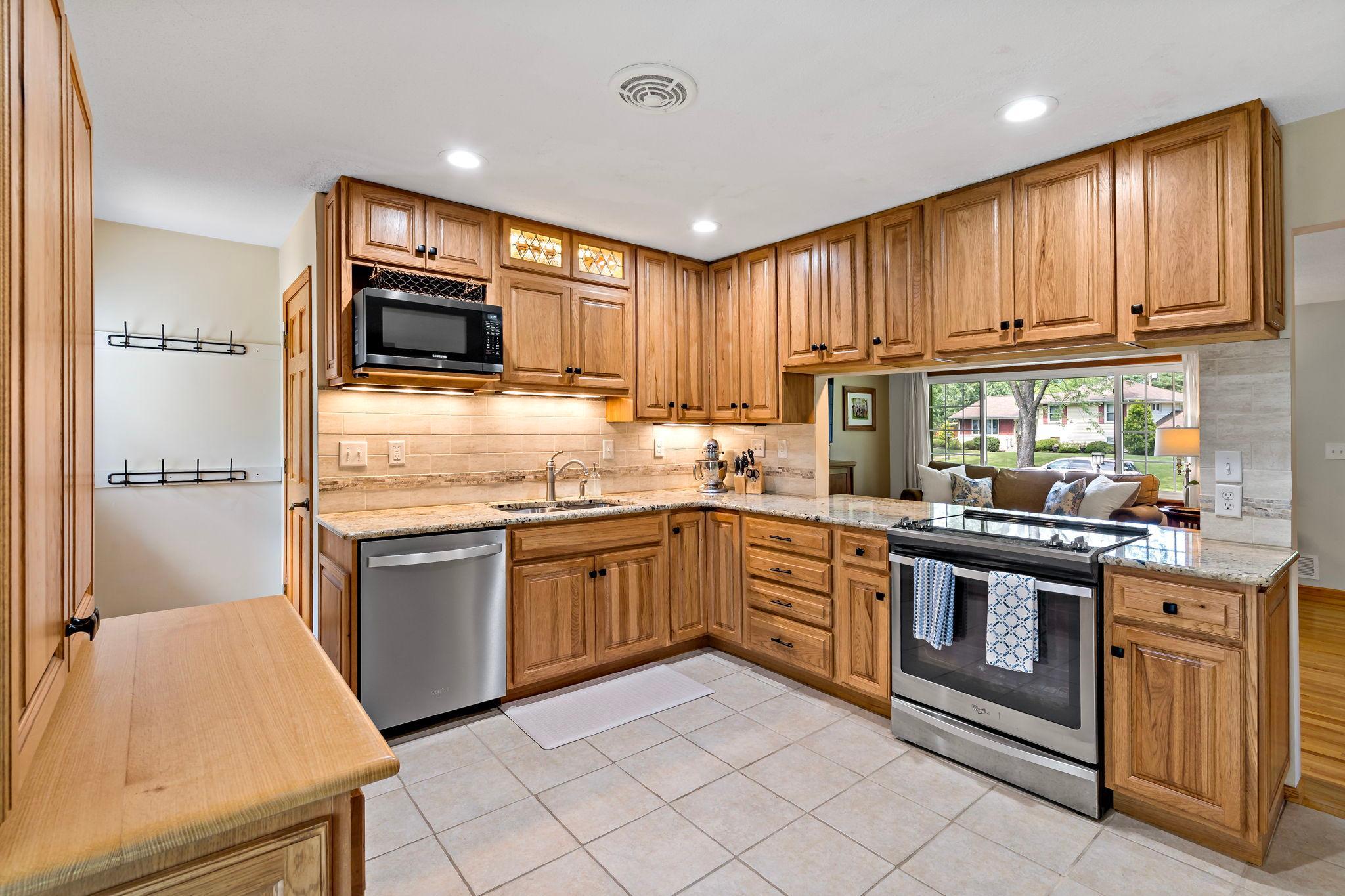 8418 Kell Avenue S Property Photo 12