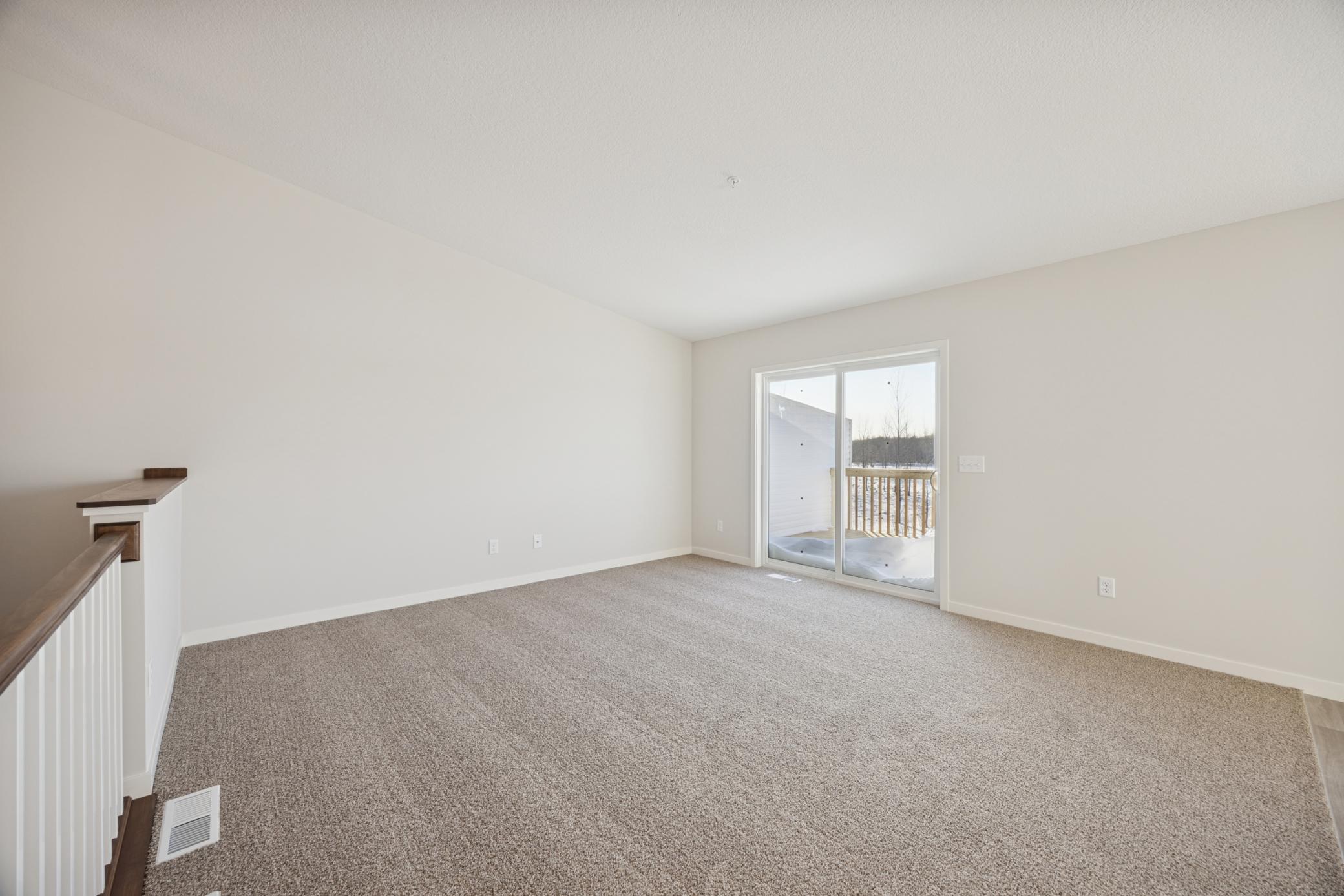 1106 45th Avenue Ne Property Photo 4