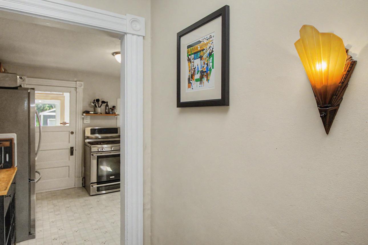 1714 Hewitt Avenue Property Photo 9