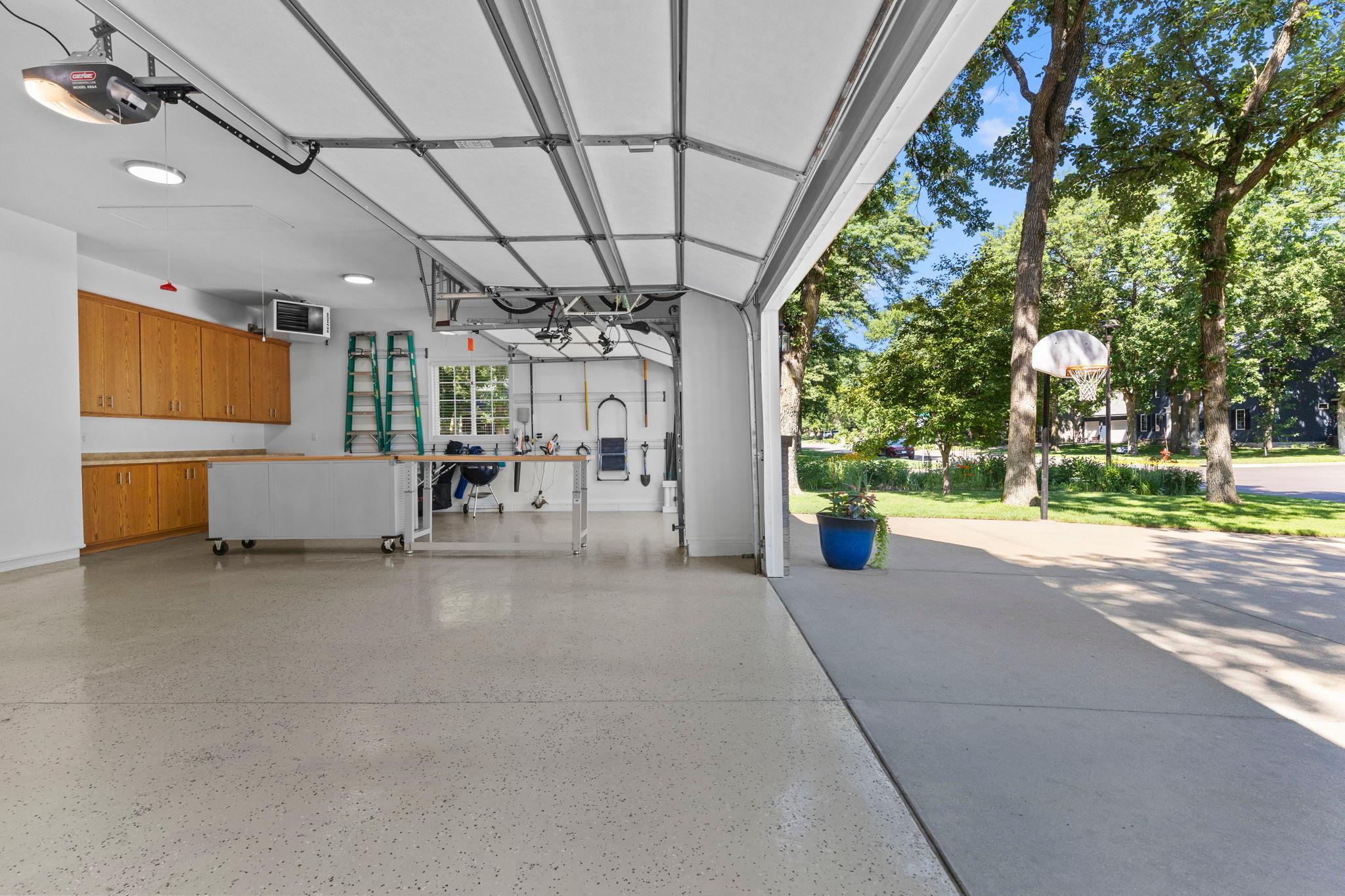 516 17th Street N Property Photo 16