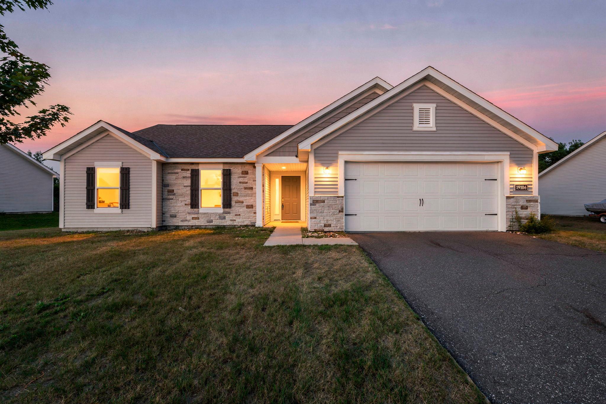 19106 Engle Wood Drive Property Photo 1