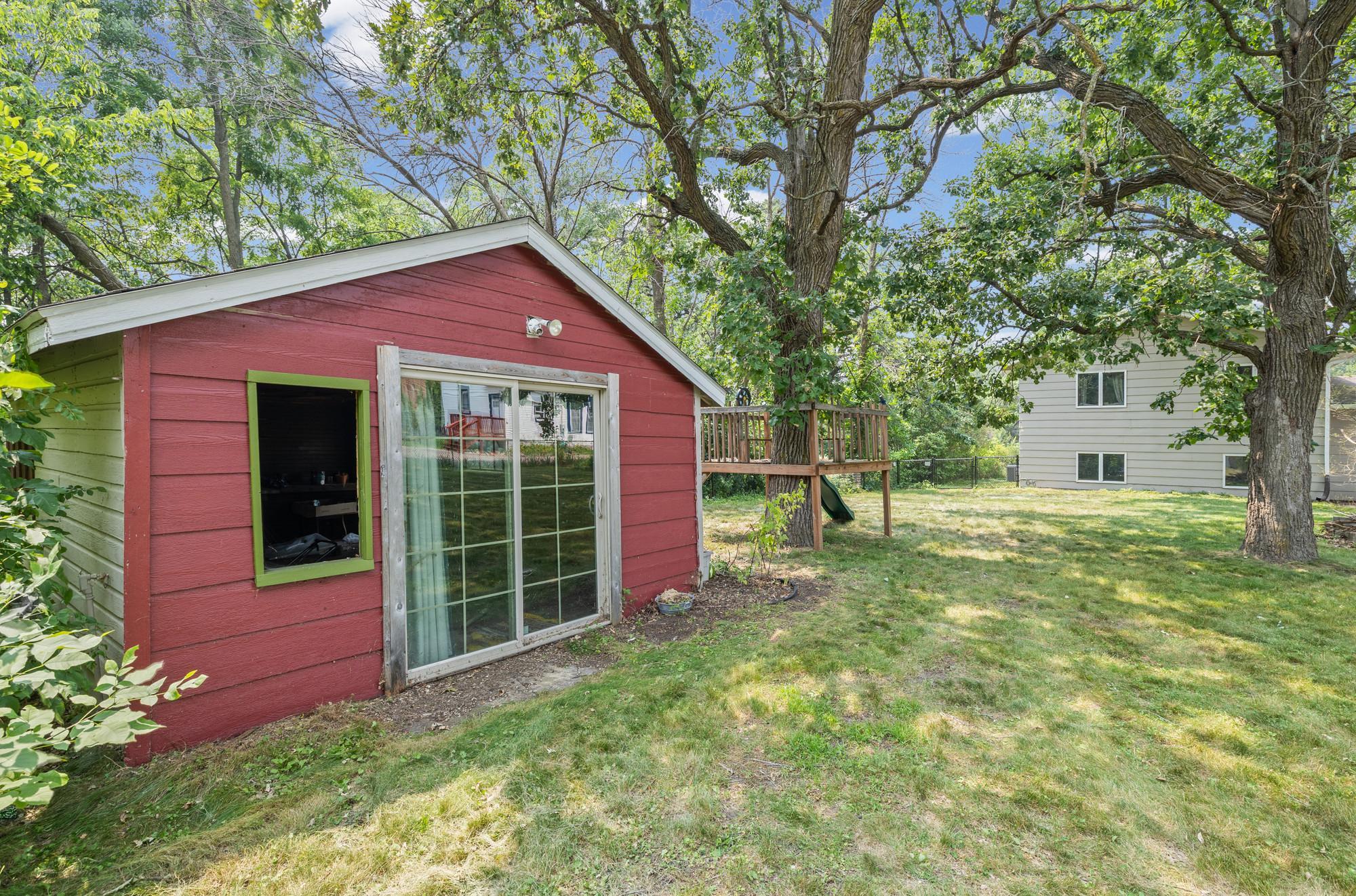 320 Eagle Lake Road N Property Photo 37