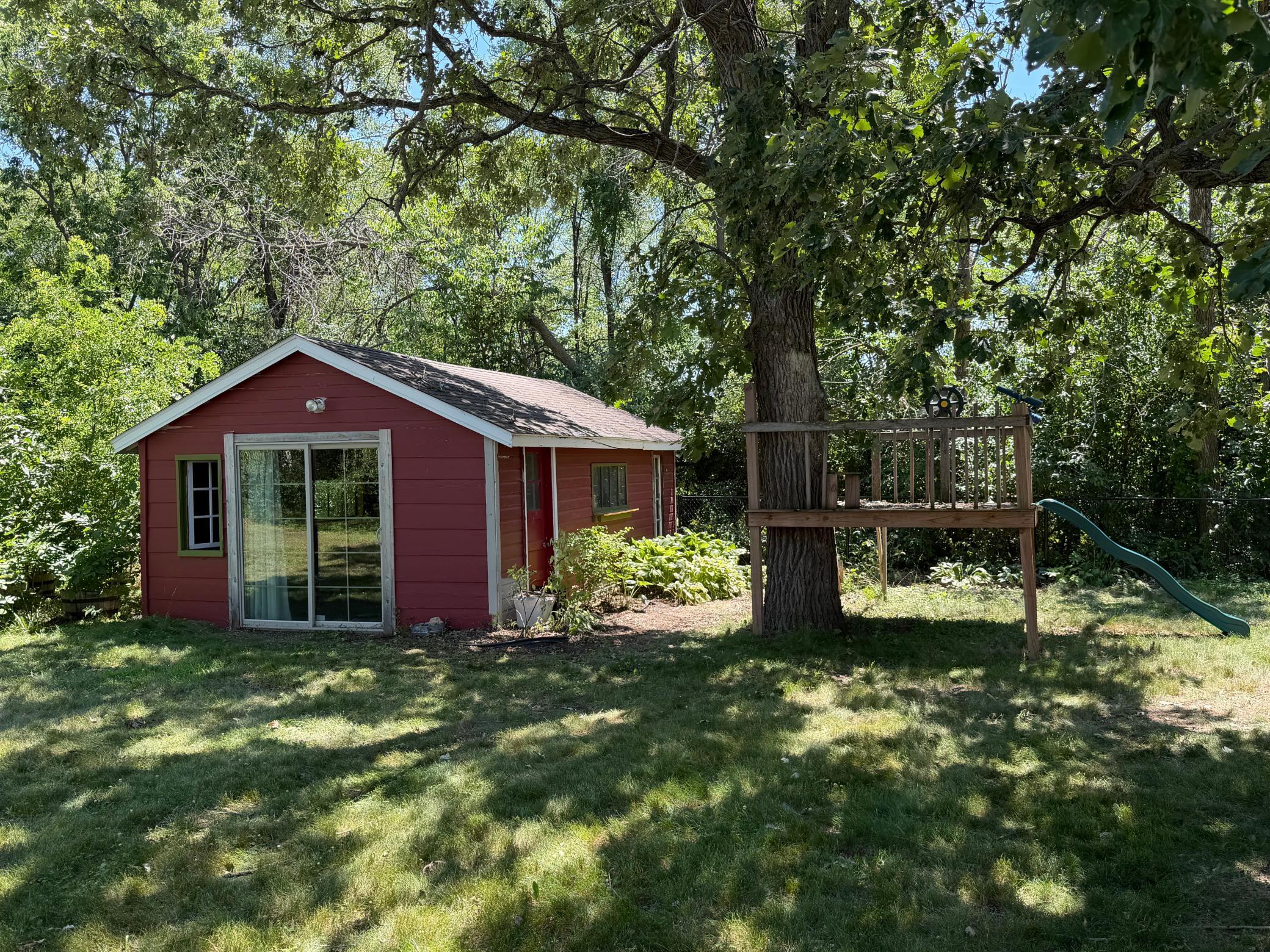 320 Eagle Lake Road N Property Photo 46
