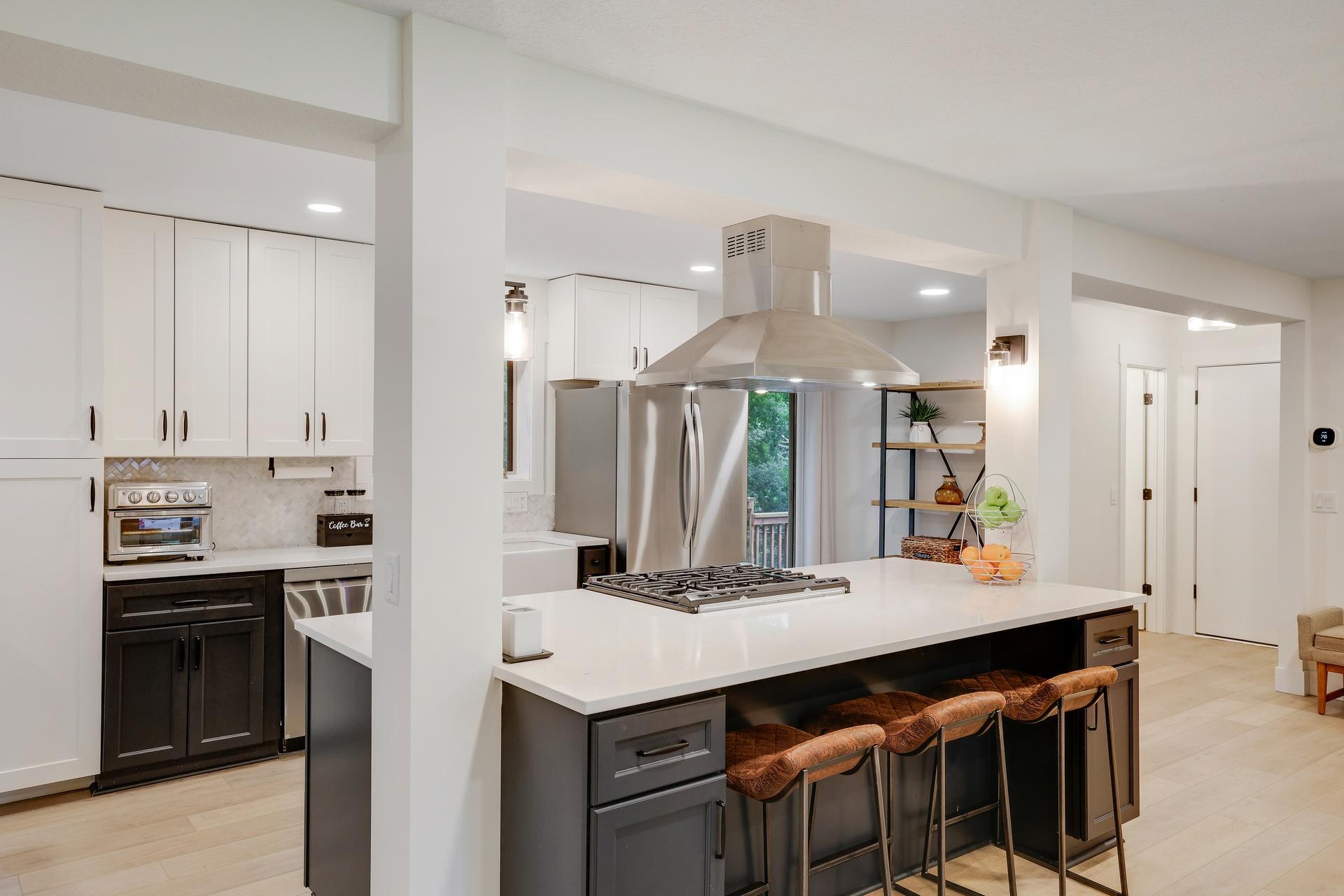 15801 Day Place Property Photo 10