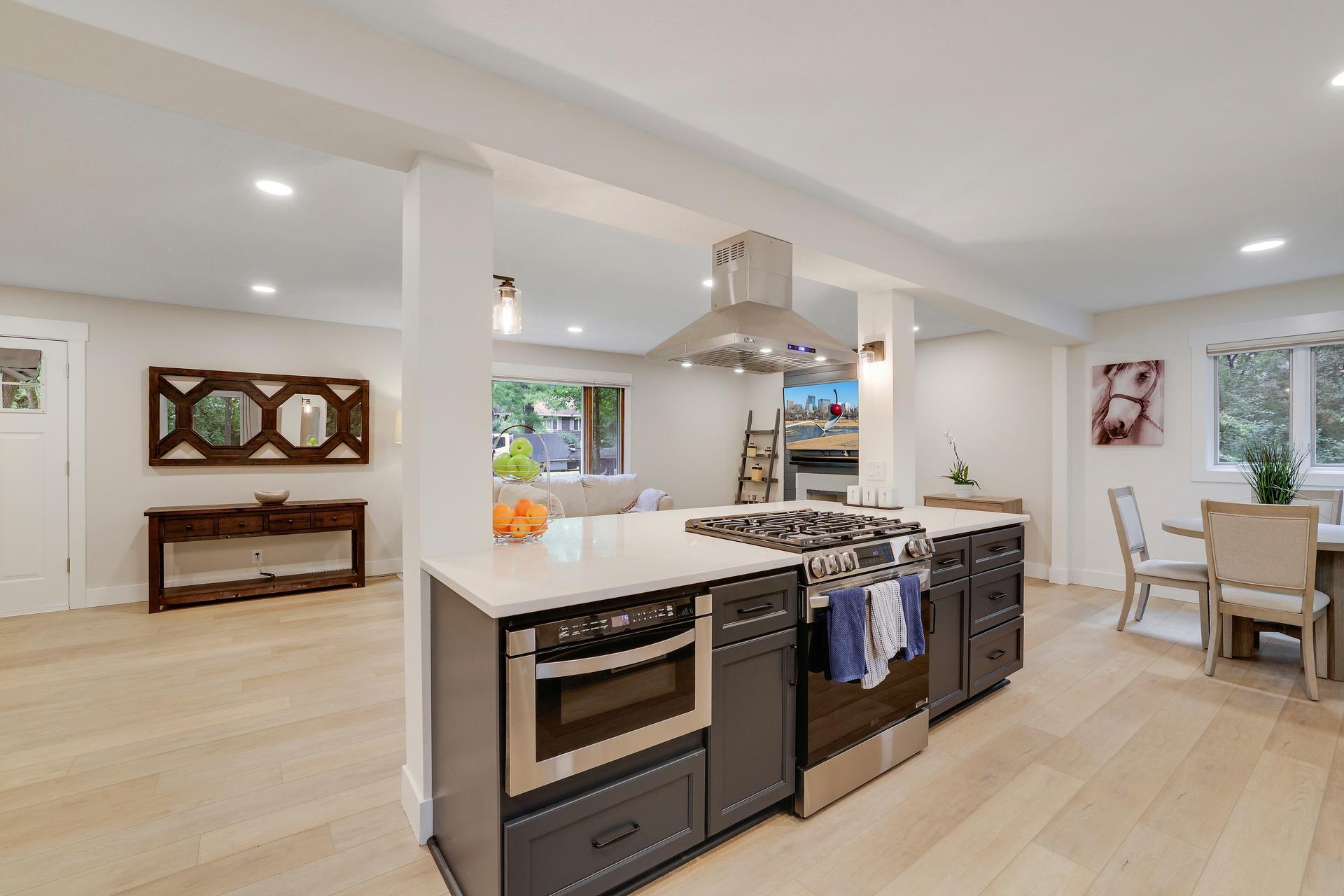 15801 Day Place Property Photo 15