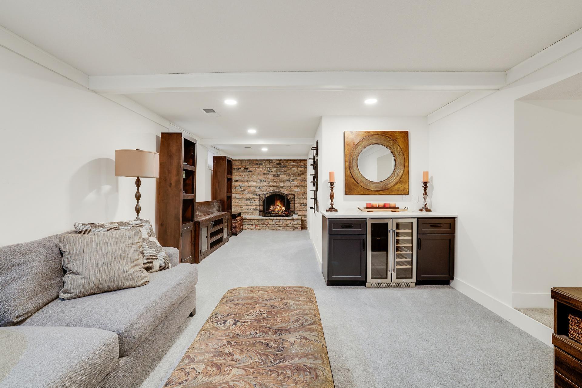15801 Day Place Property Photo 34