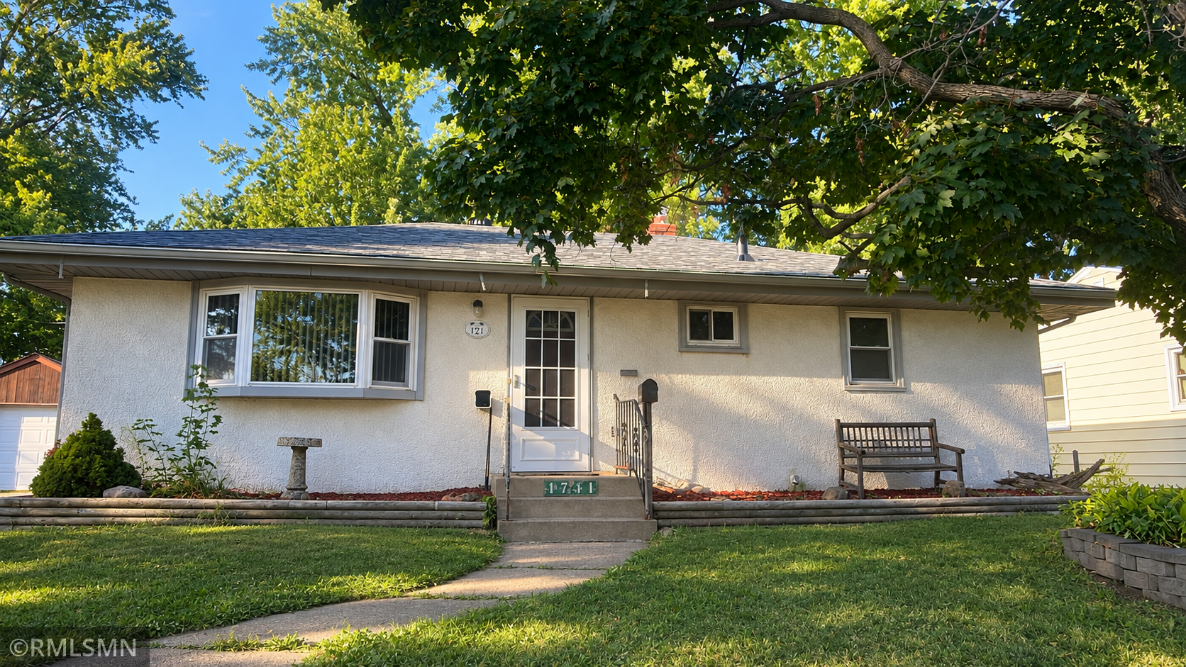 1731 California Avenue E Property Photo 1