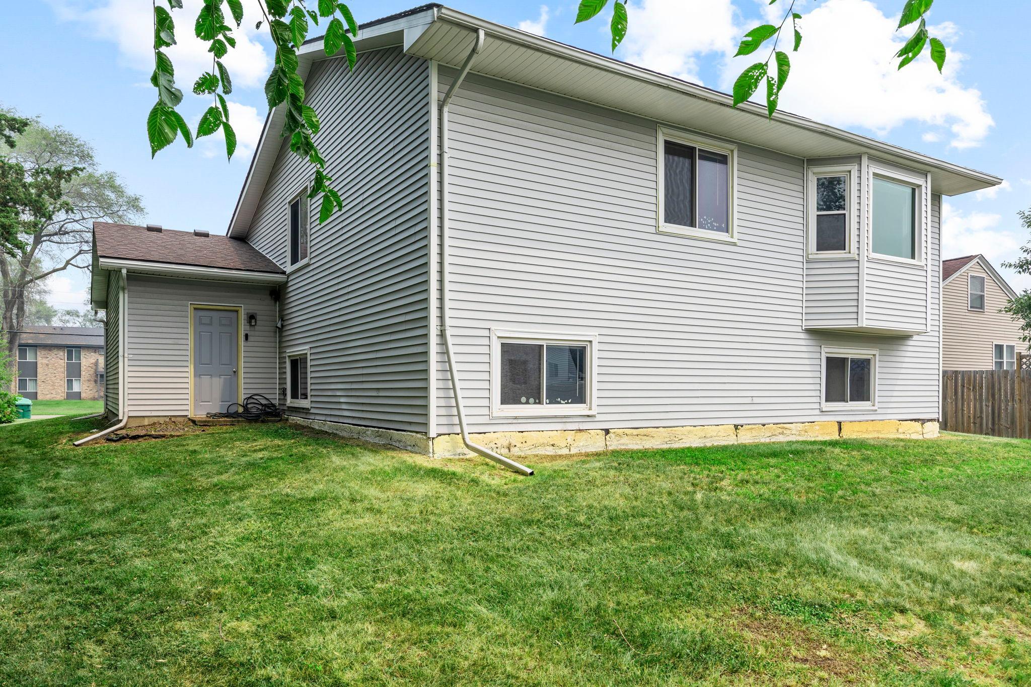 707 69th Avenue N Property Photo 46