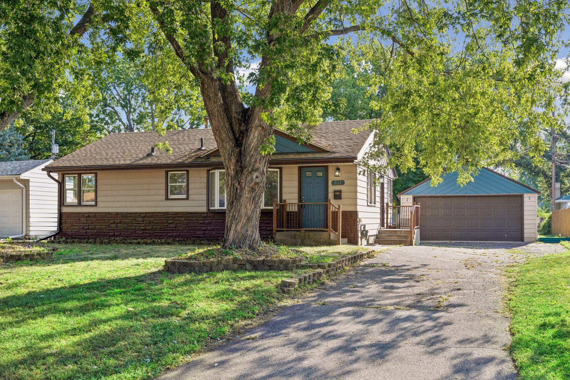 5318 Kentucky Avenue N Property Photo 1