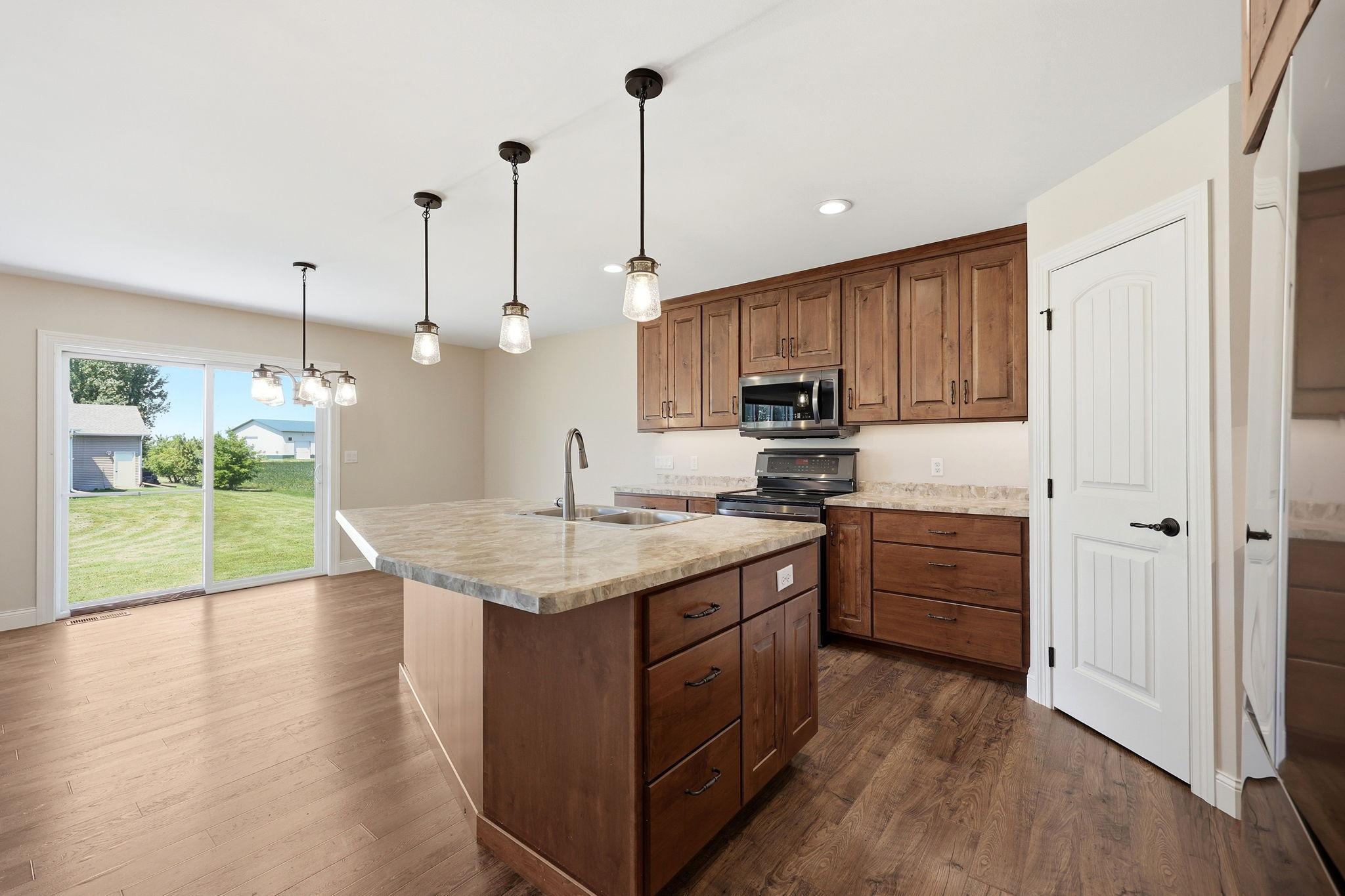 210 5th Street Property Photo 18