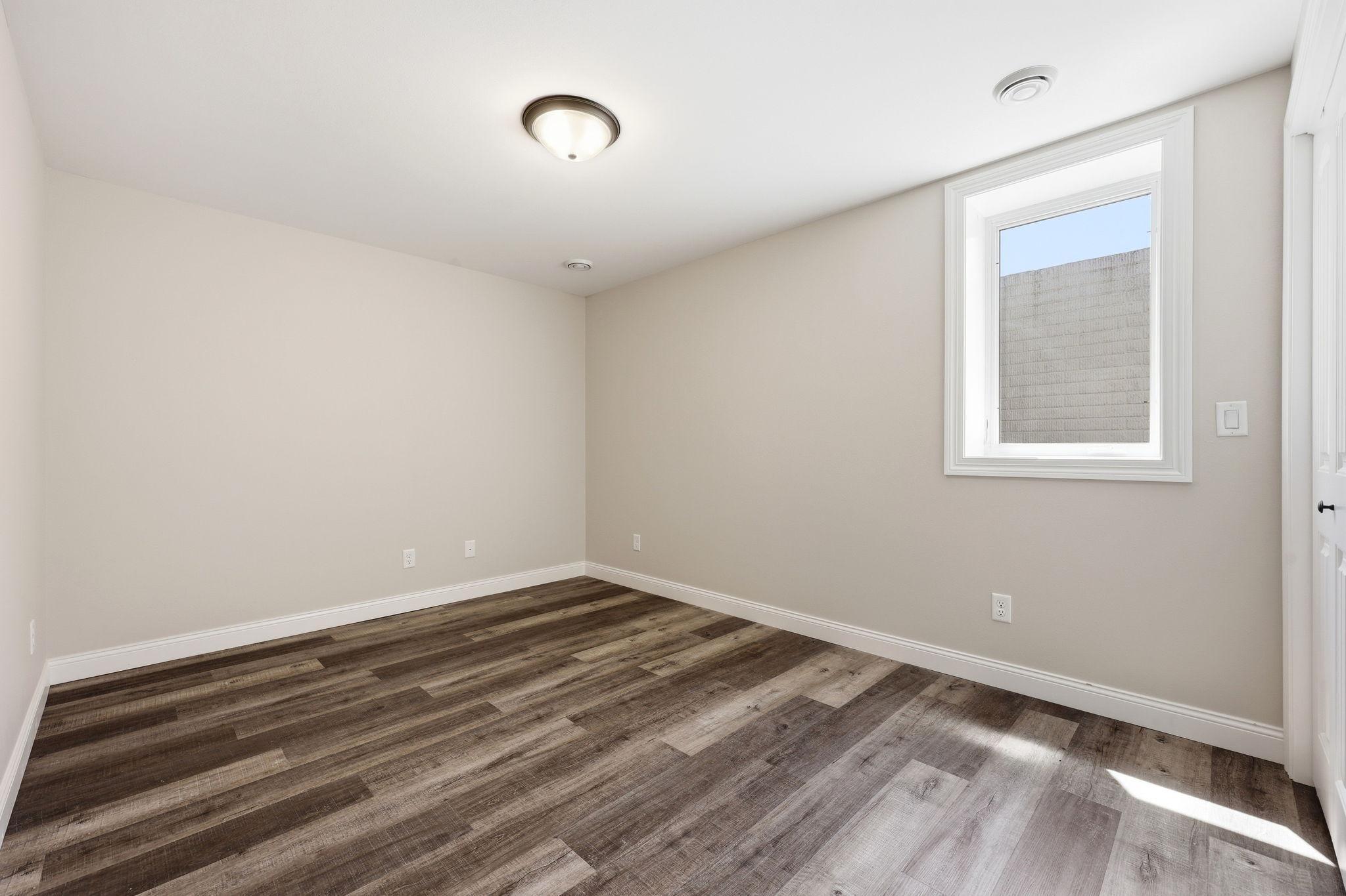 210 5th Street Property Photo 39