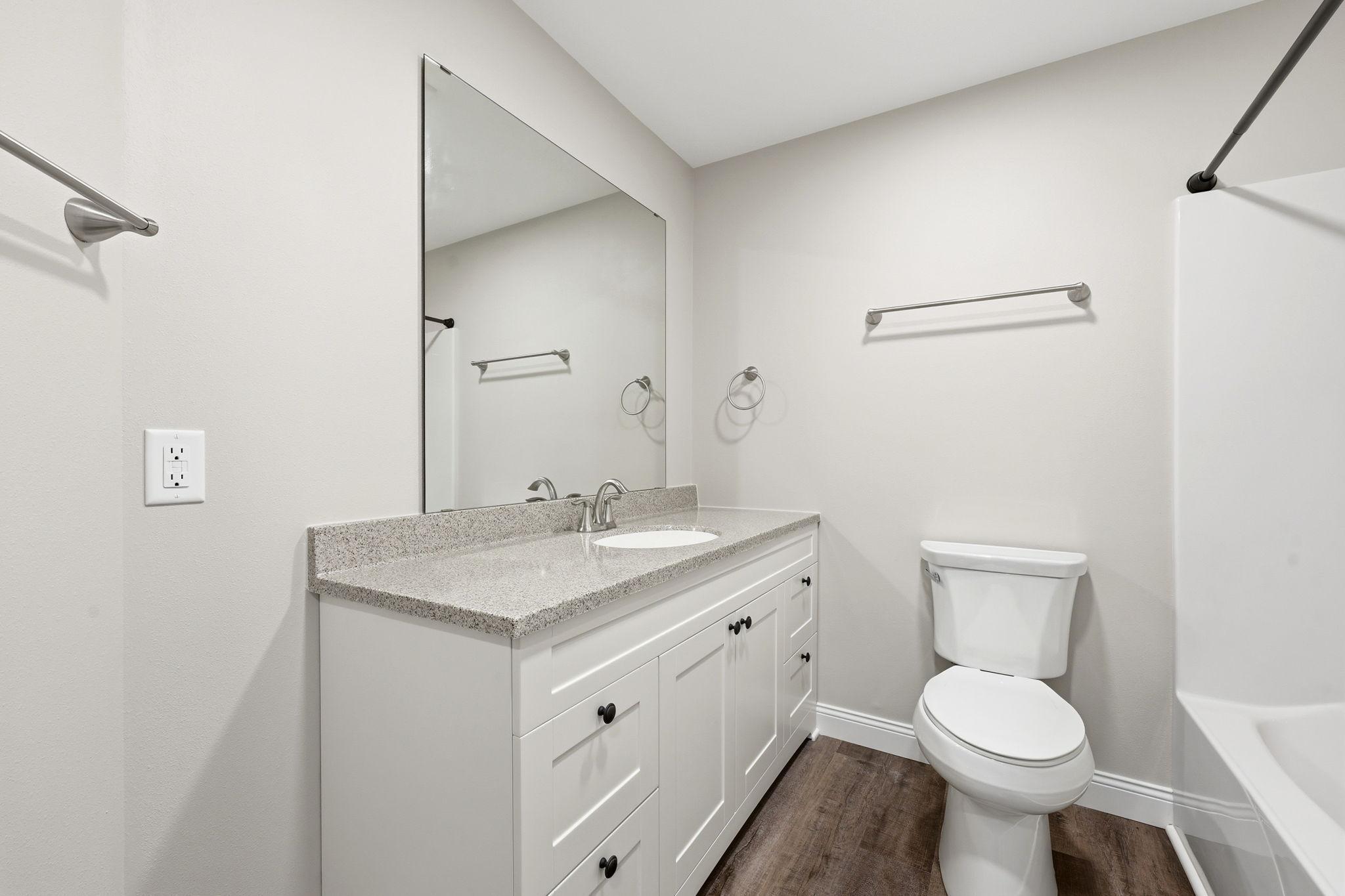 210 5th Street Property Photo 41
