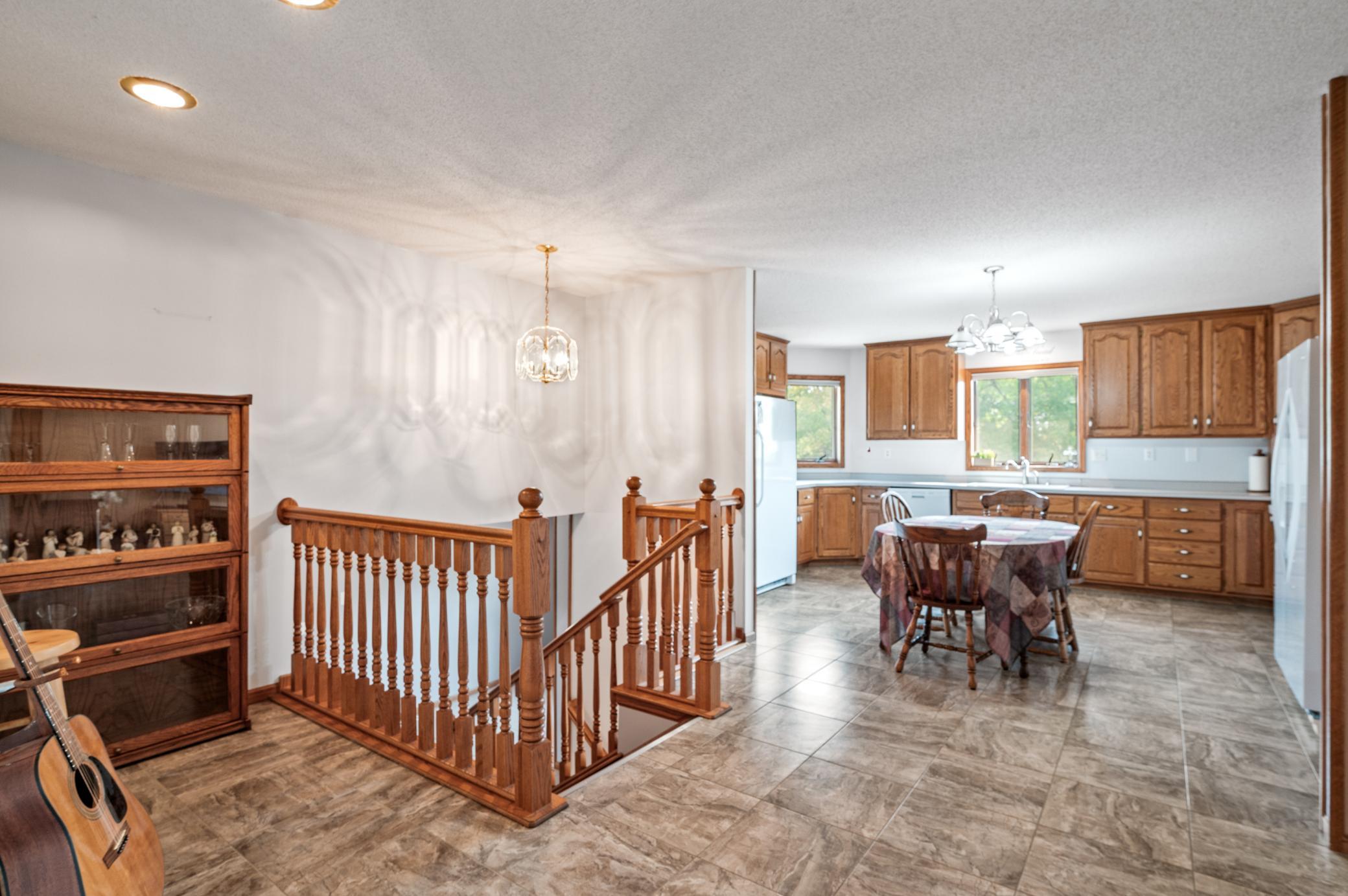 9955 Hall Avenue Ne Property Photo 8